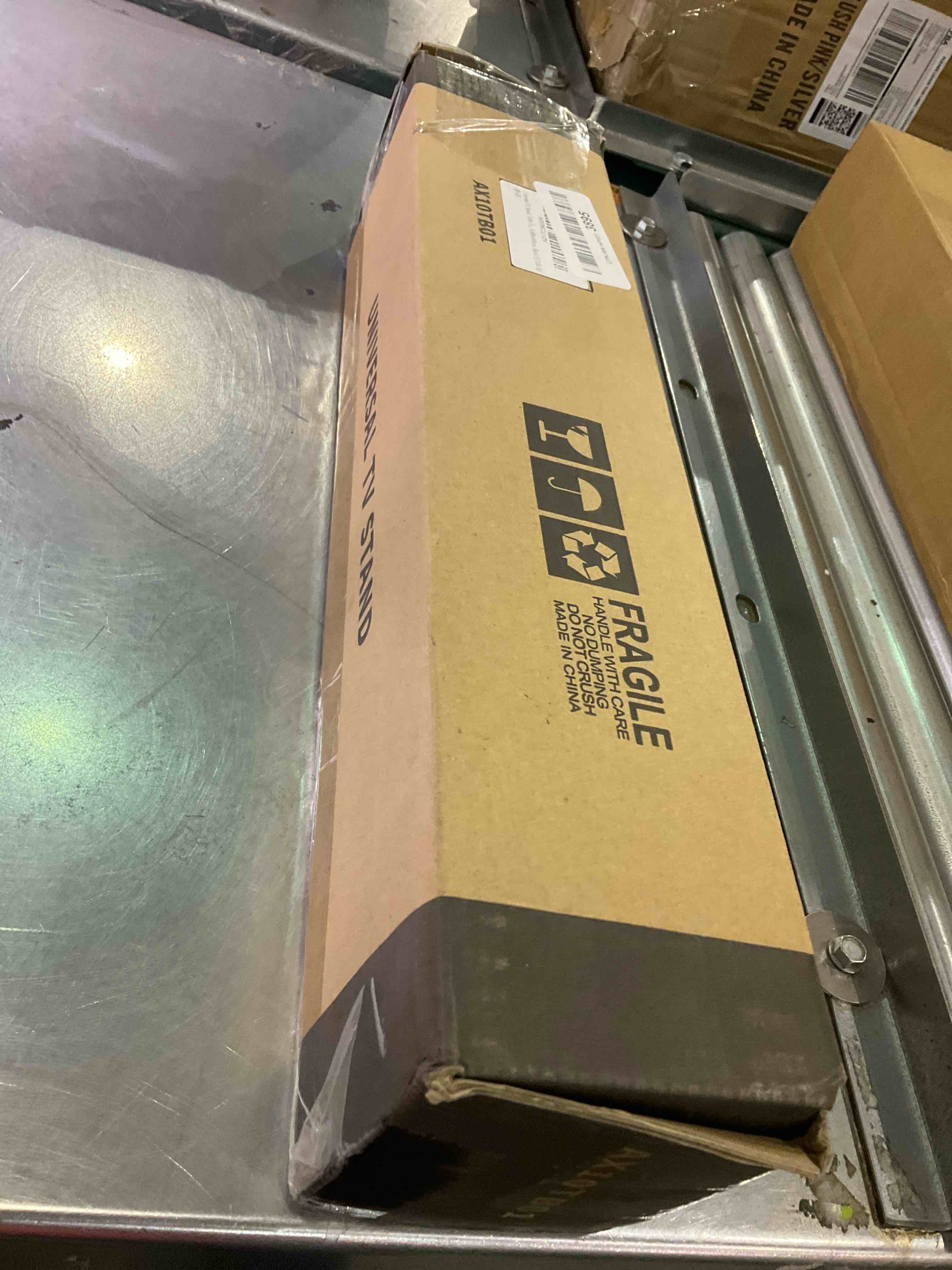 https://s3.amazonaws.com/lotting-images-prod/BargainHunt/EXS01149032_1708431667741.jpeg