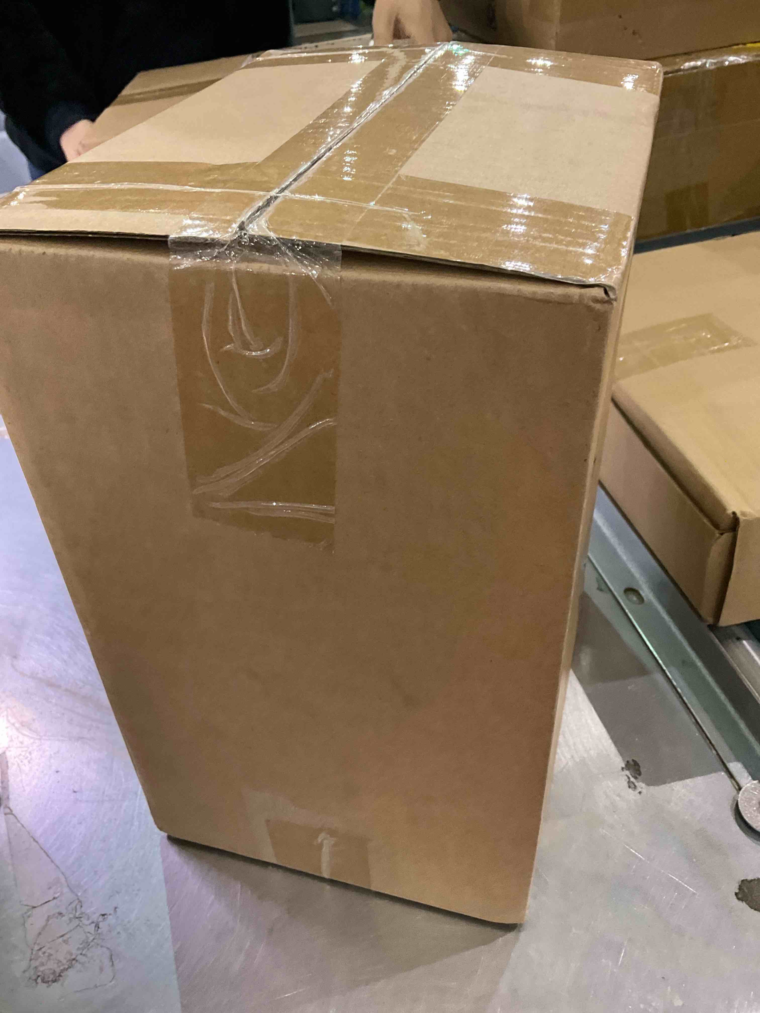 https://s3.amazonaws.com/lotting-images-prod/BargainHunt/EXS01149035_1708431870373.jpeg