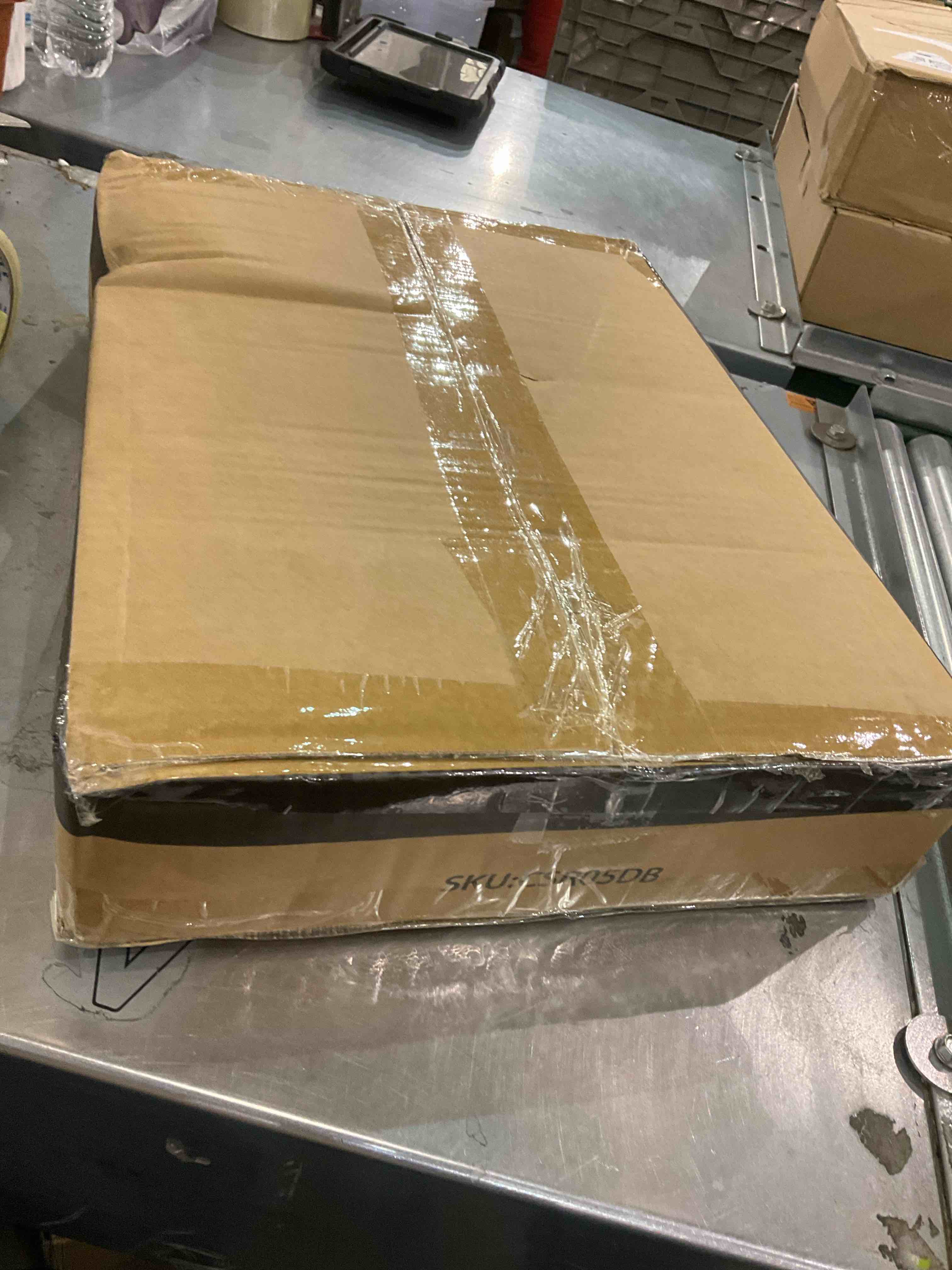 https://s3.amazonaws.com/lotting-images-prod/BargainHunt/EXS01149319_1708626446787.jpeg