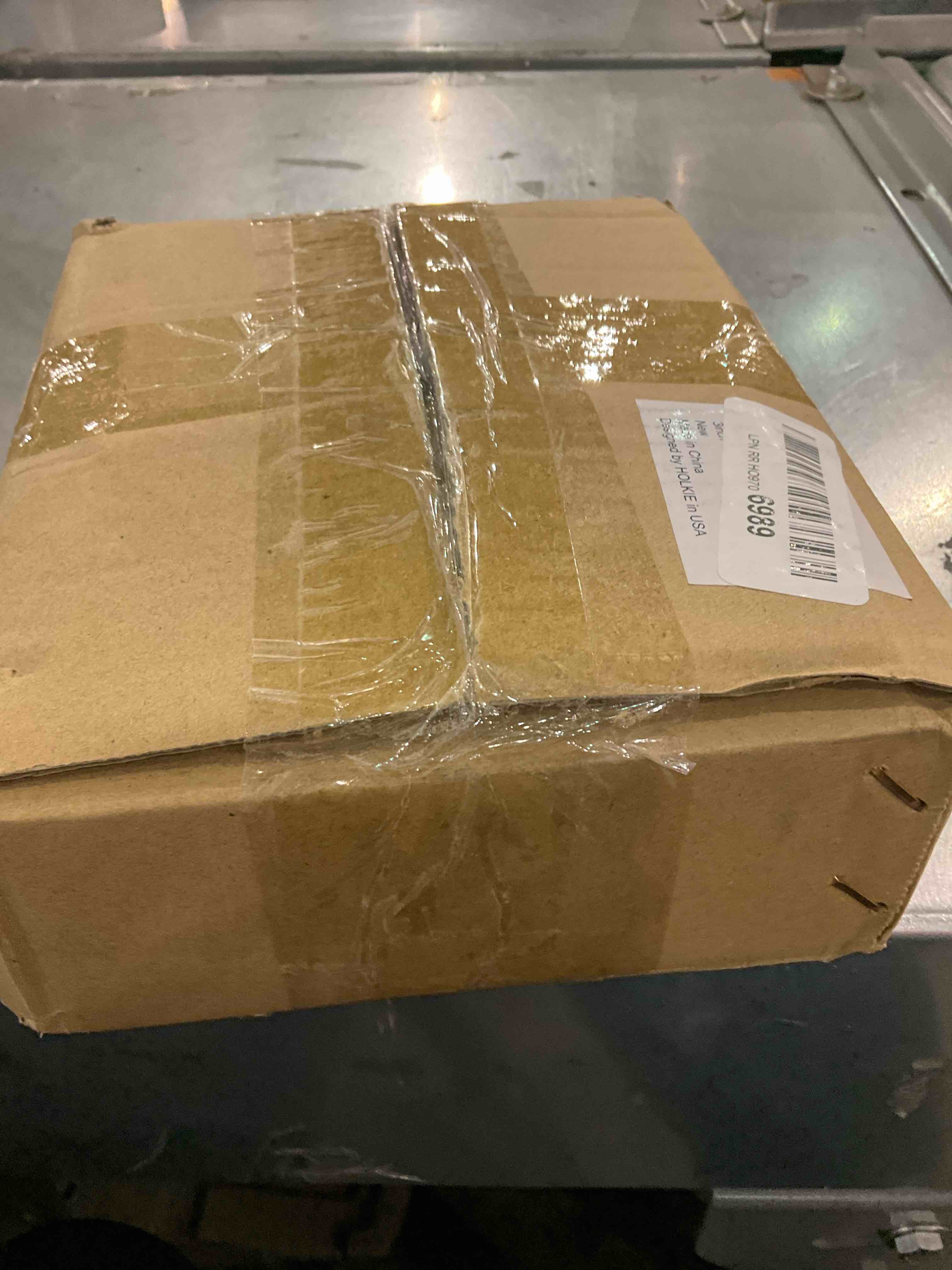 https://s3.amazonaws.com/lotting-images-prod/BargainHunt/EXS01149359_1708631870229.jpeg