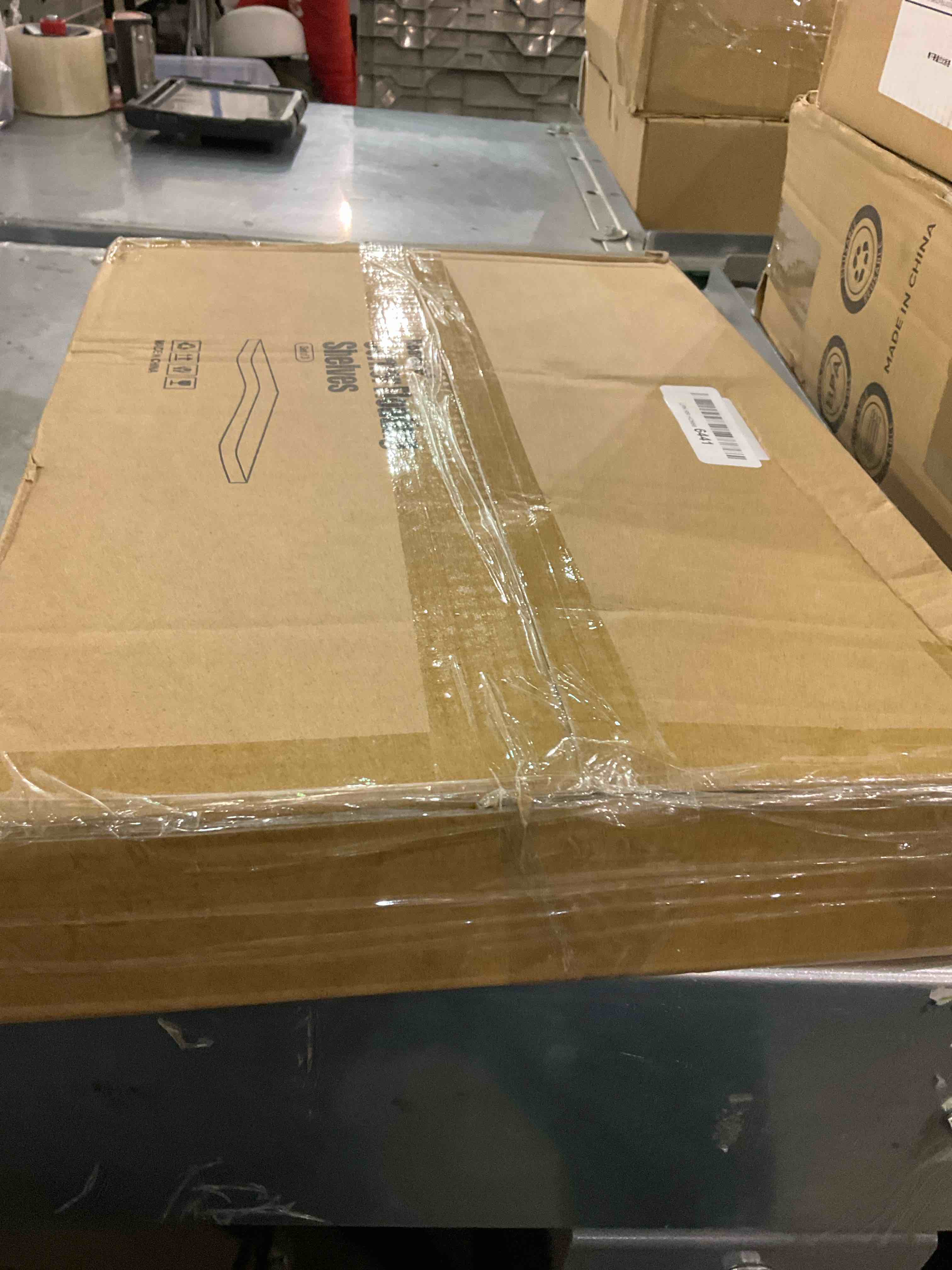 https://s3.amazonaws.com/lotting-images-prod/BargainHunt/EXS01149361_1708632016321.jpeg