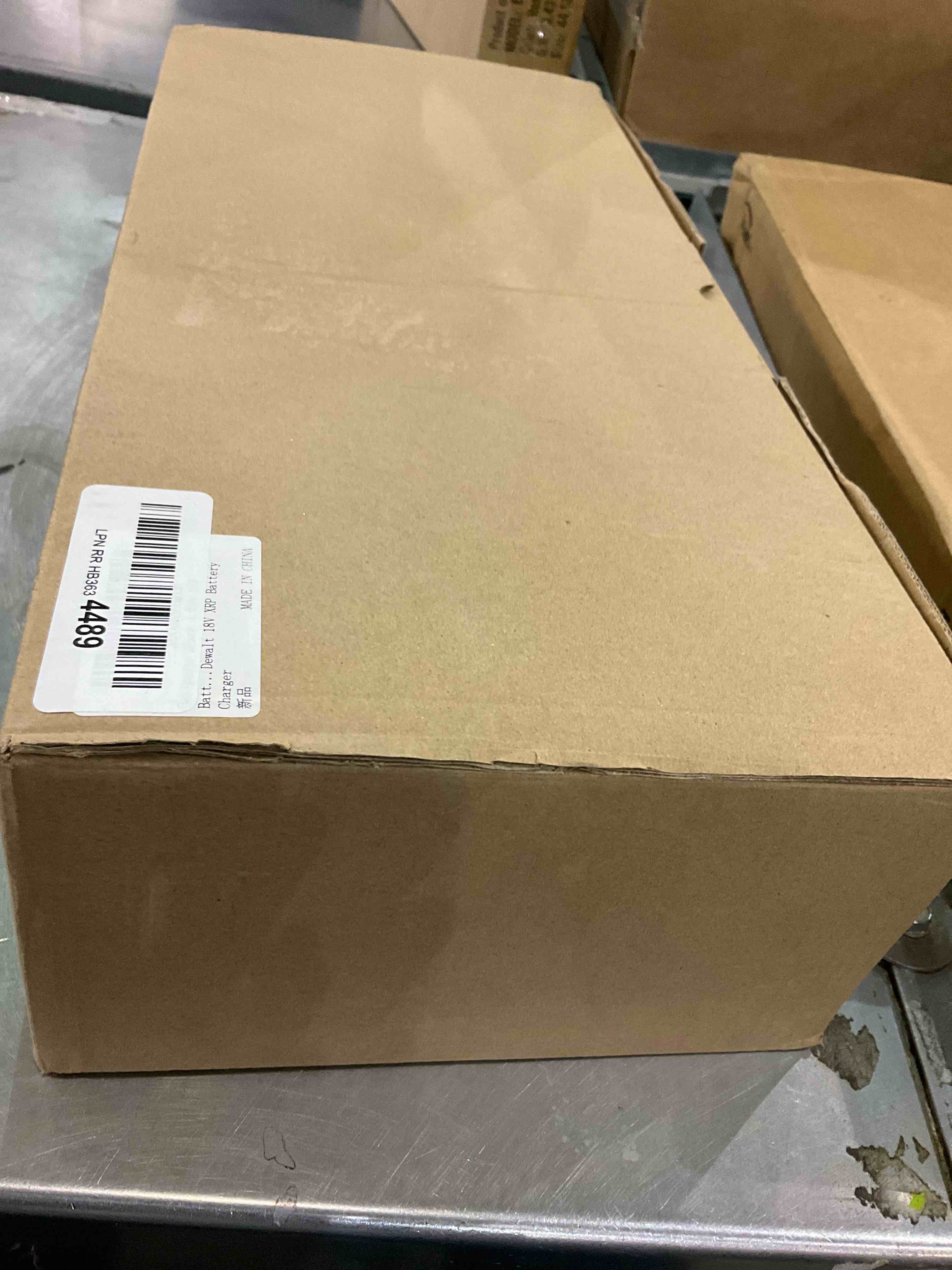 https://s3.amazonaws.com/lotting-images-prod/BargainHunt/EXS01149386_1708691751455.jpeg