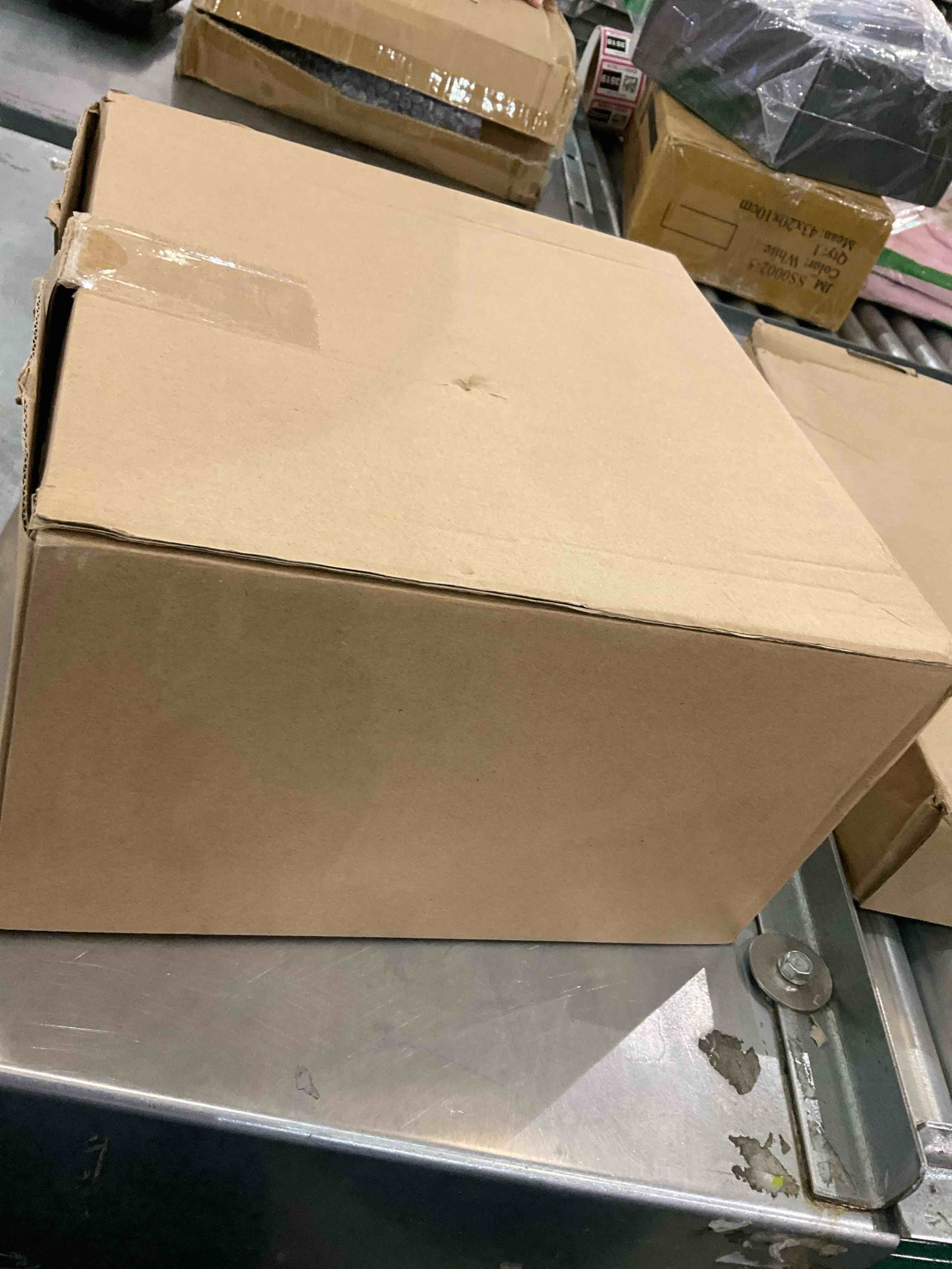 https://s3.amazonaws.com/lotting-images-prod/BargainHunt/EXS01149450_1708700013795.jpeg