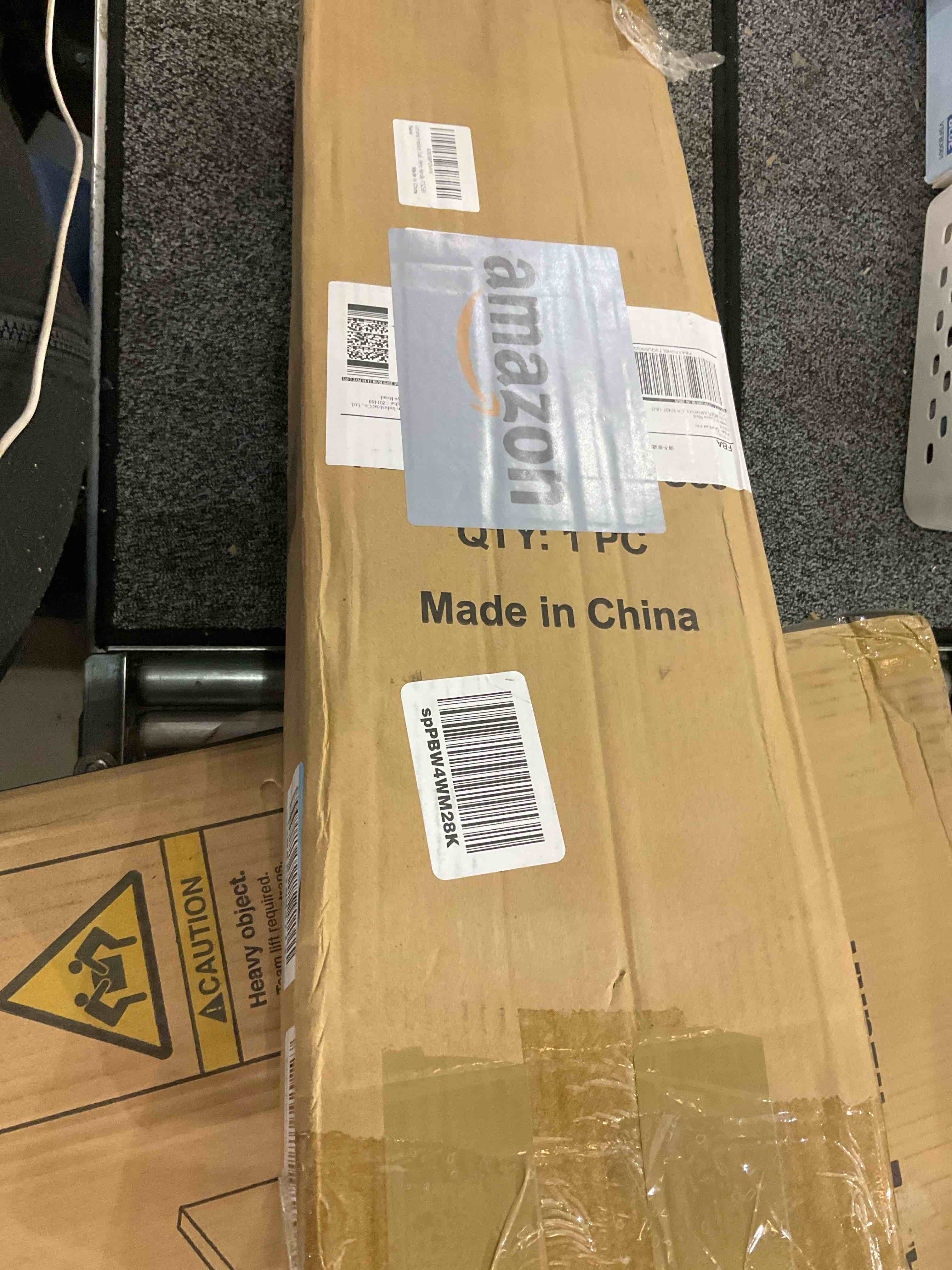 https://s3.amazonaws.com/lotting-images-prod/BargainHunt/EXS01149591_1708109865024.jpeg