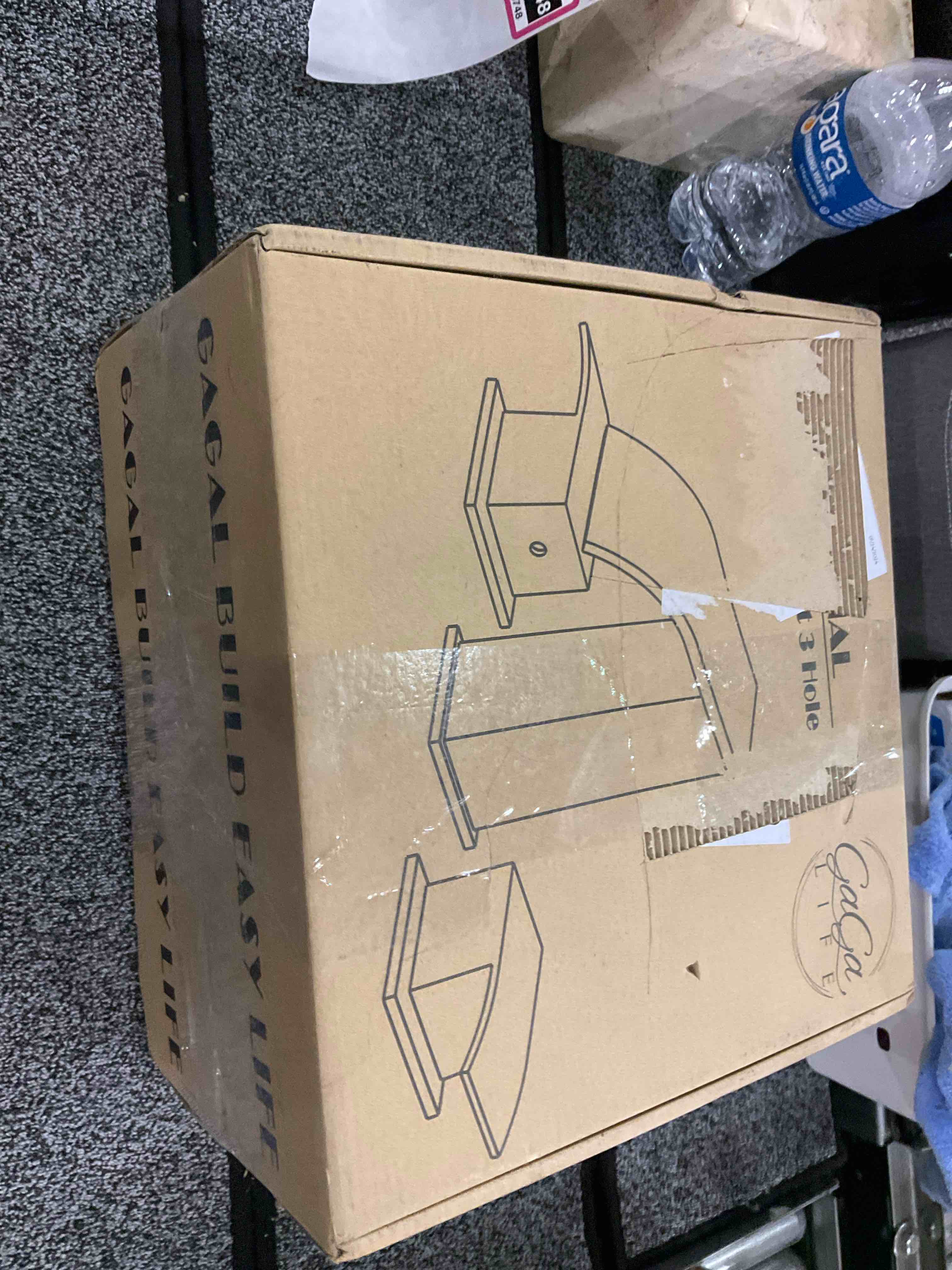 https://s3.amazonaws.com/lotting-images-prod/BargainHunt/EXS01149748_1708431909263.jpeg