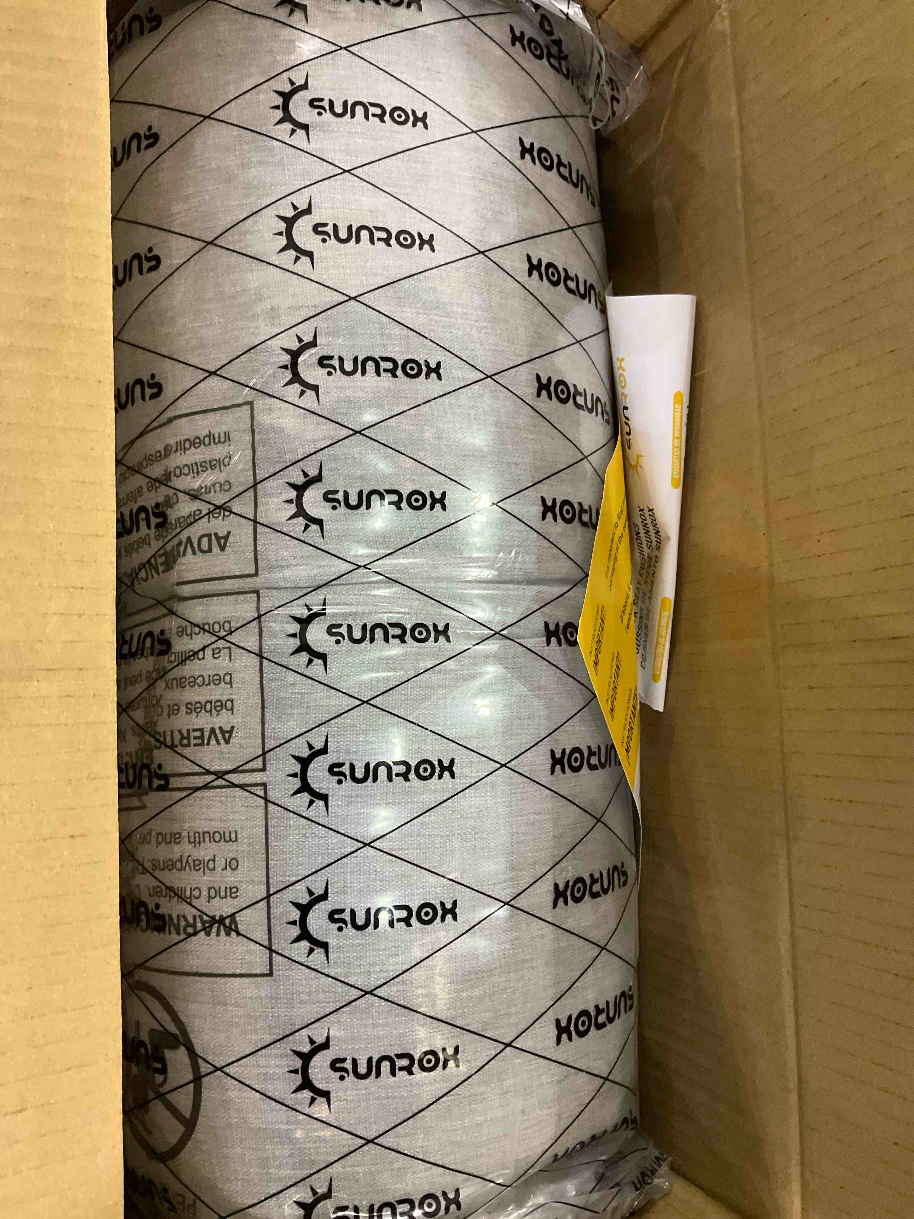 https://s3.amazonaws.com/lotting-images-prod/BargainHunt/EXS01149775_1708435699076.jpeg