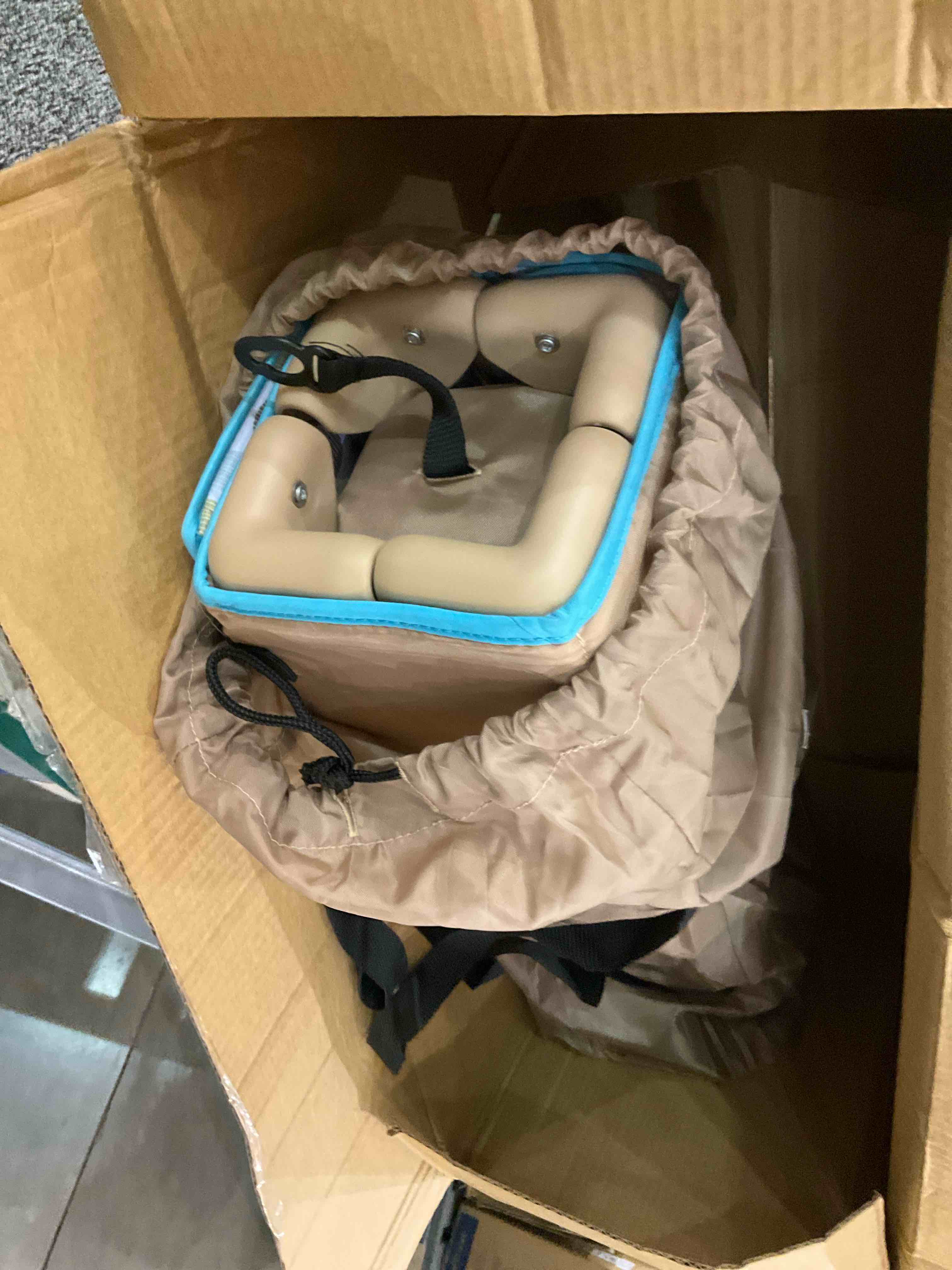 https://s3.amazonaws.com/lotting-images-prod/BargainHunt/EXS01149924_1708528484431.jpeg
