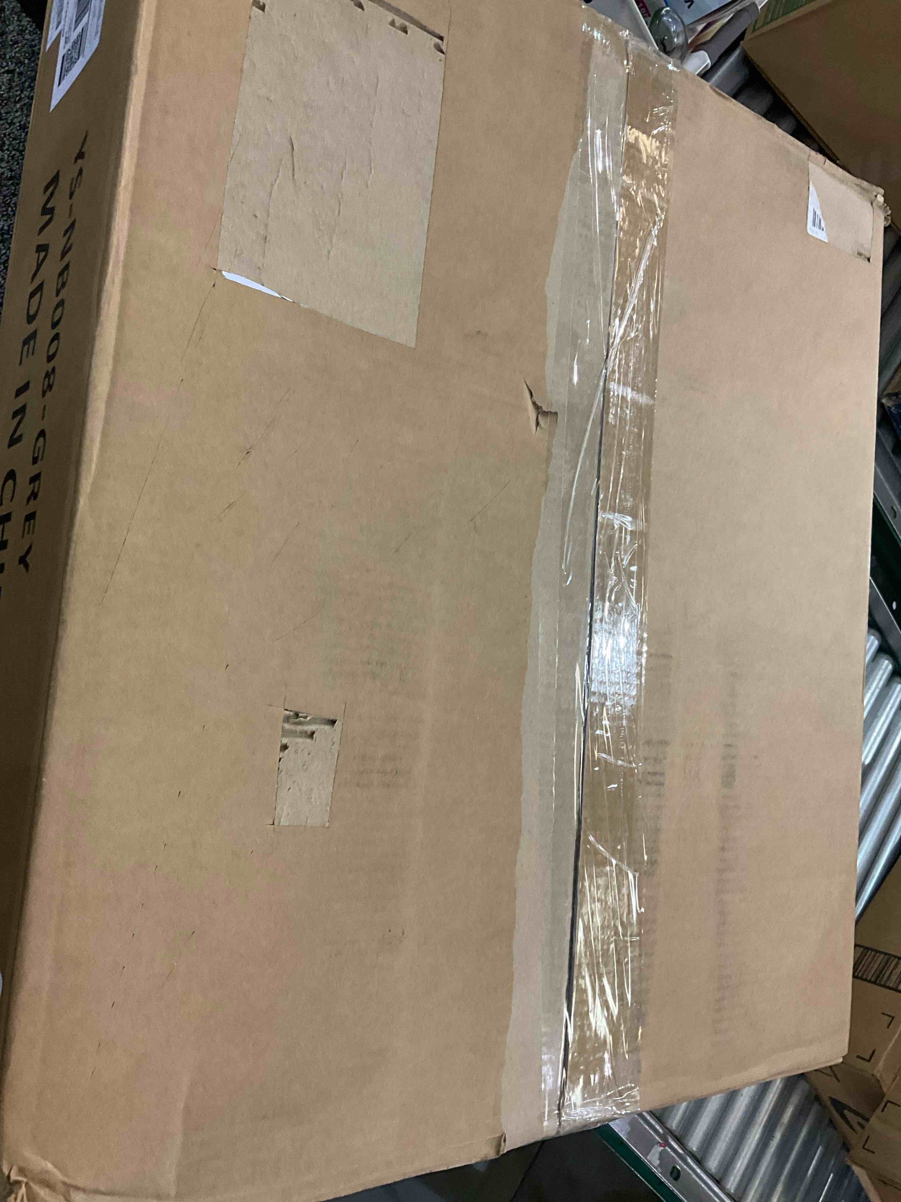 https://s3.amazonaws.com/lotting-images-prod/BargainHunt/EXS01149925_1708529099005.jpeg