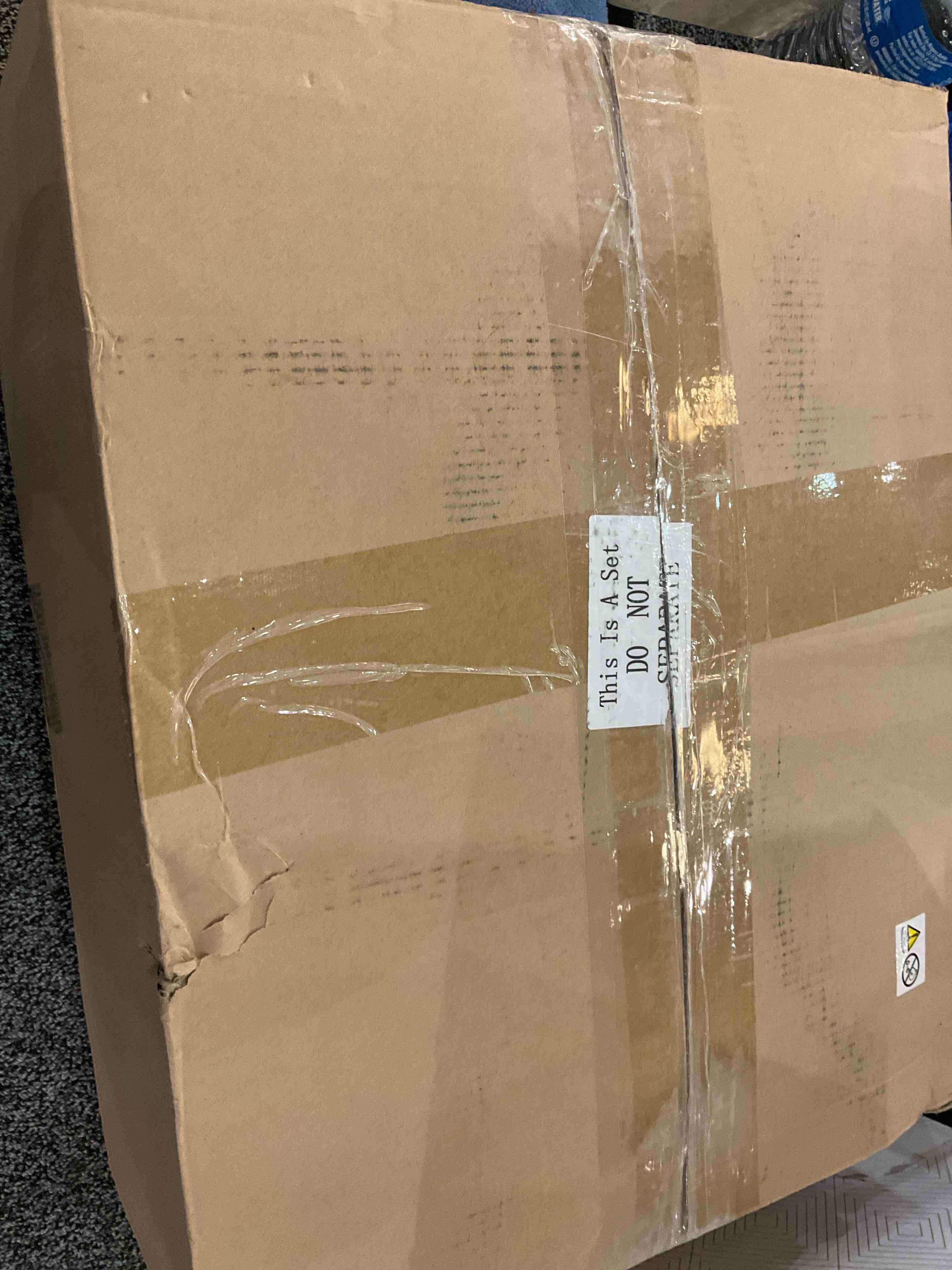 https://s3.amazonaws.com/lotting-images-prod/BargainHunt/EXS01149980_1708544124781.jpeg