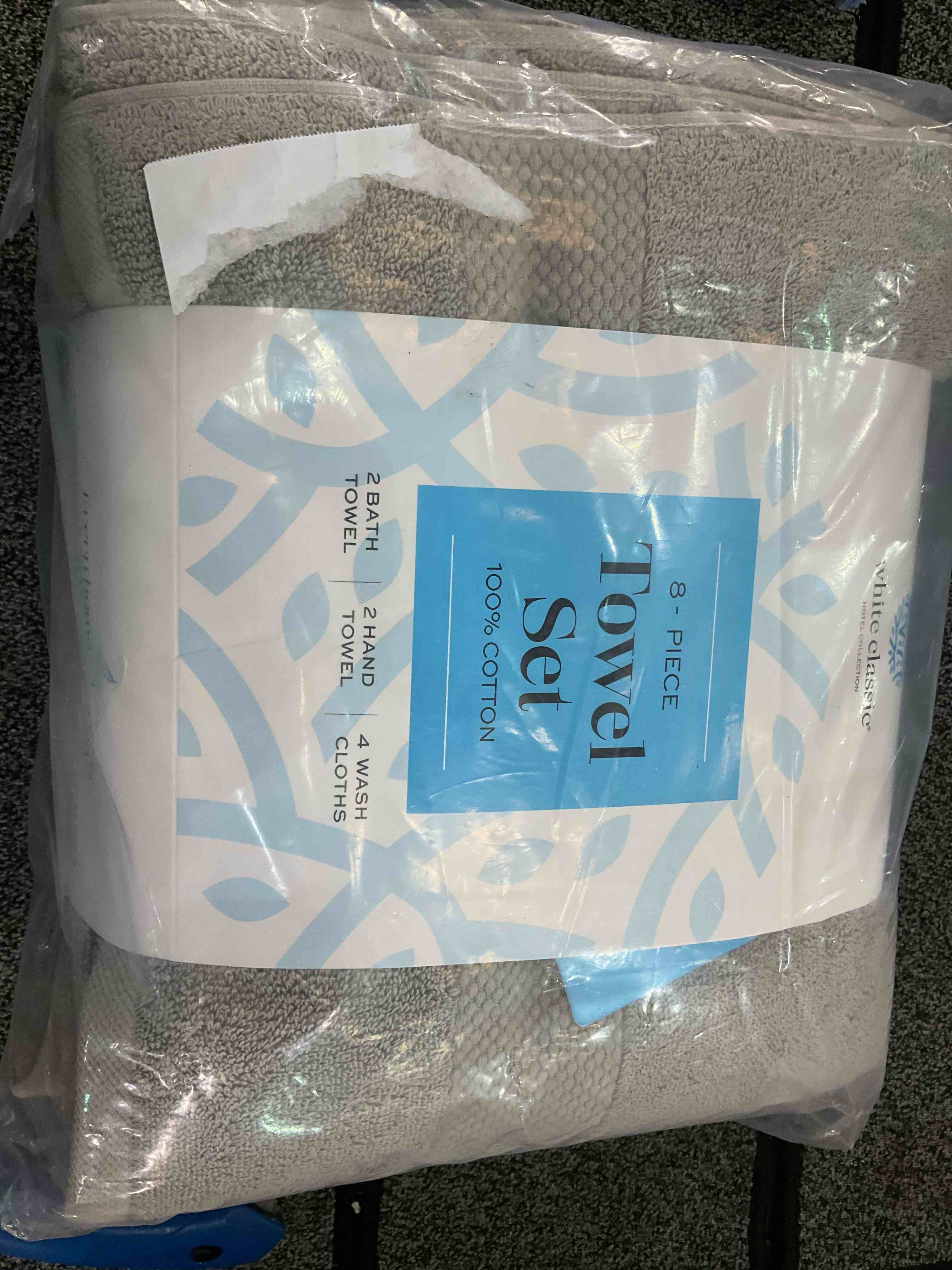 https://s3.amazonaws.com/lotting-images-prod/BargainHunt/EXS01149998_1708545766097.jpeg