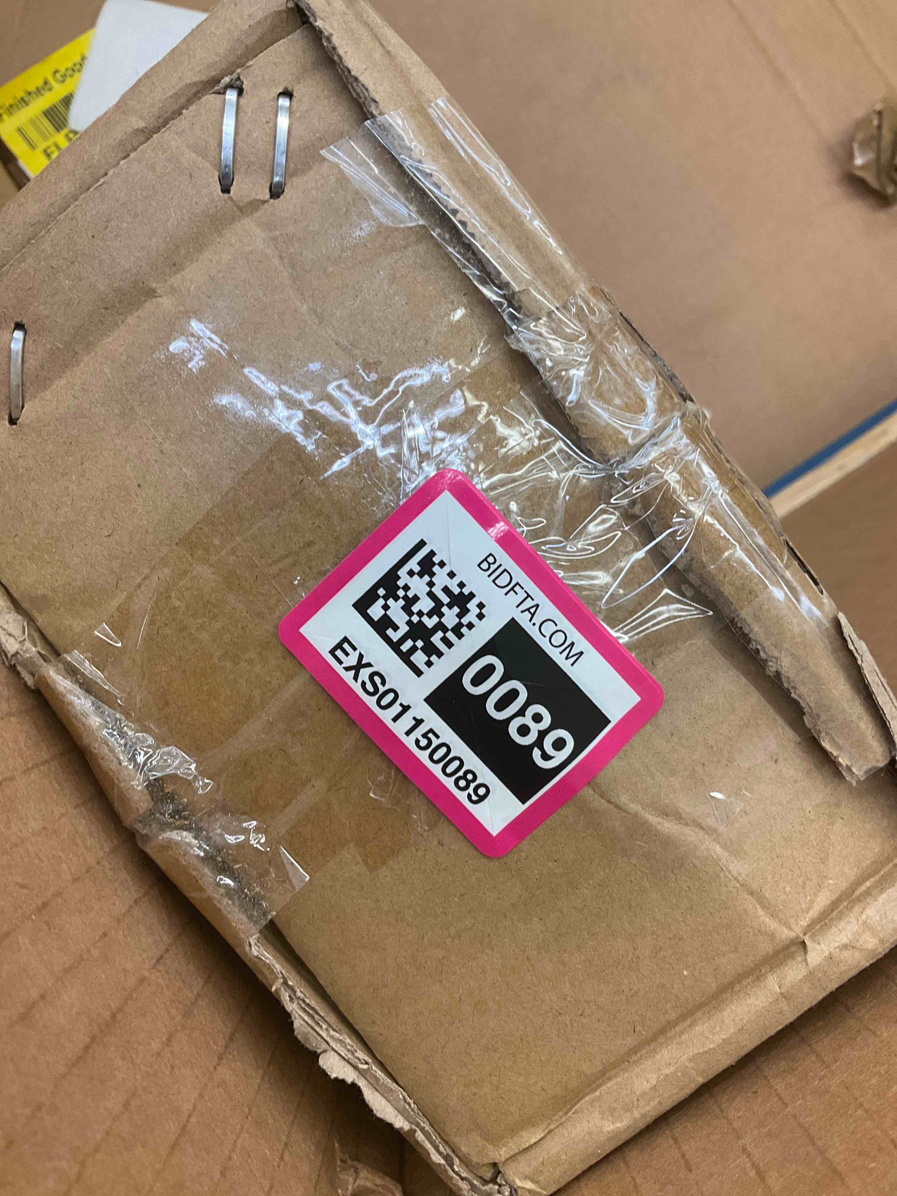 https://s3.amazonaws.com/lotting-images-prod/BargainHunt/EXS01150089_1721911179659.jpeg