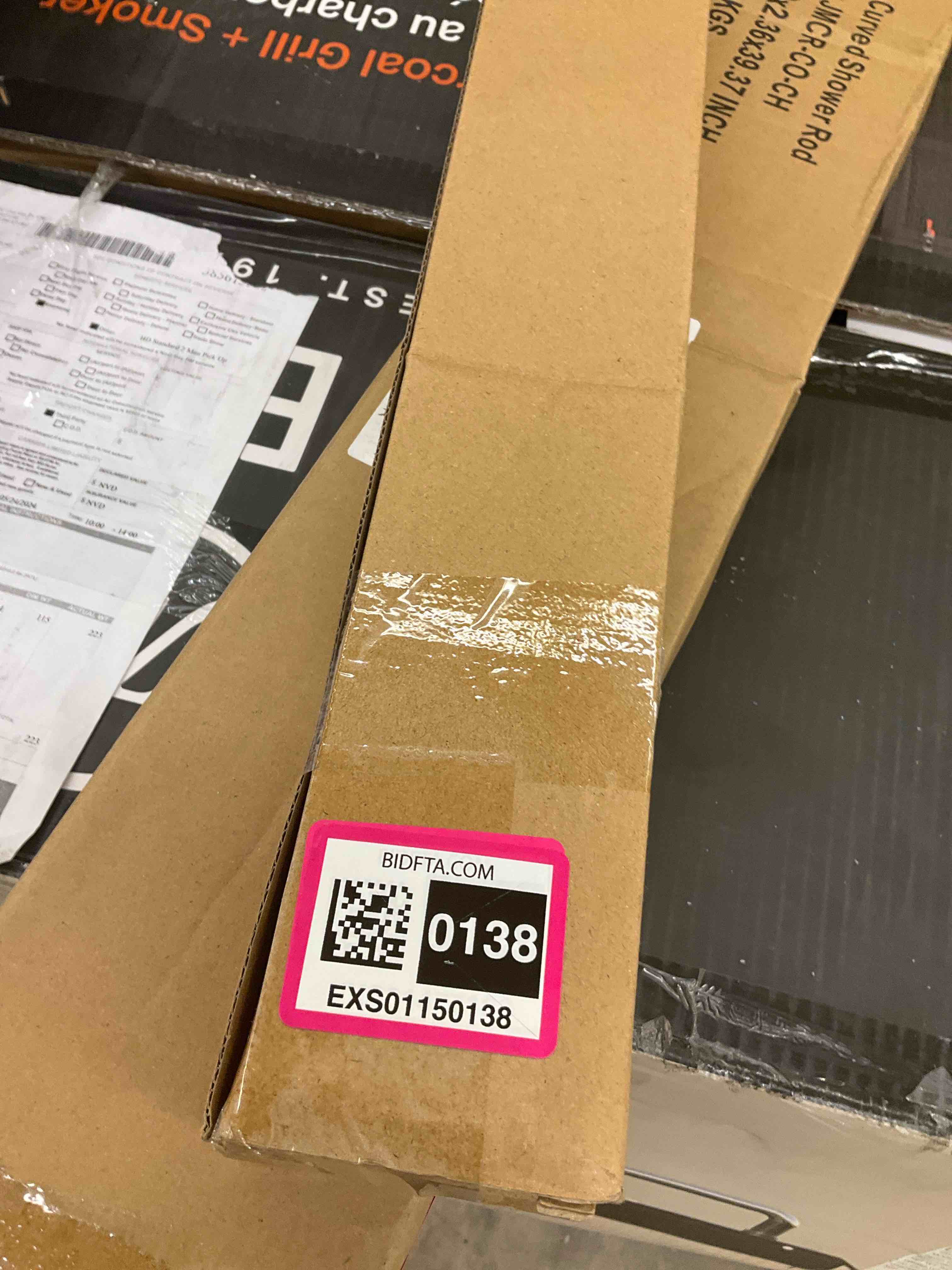 https://s3.amazonaws.com/lotting-images-prod/BargainHunt/EXS01150138_1721913142884.jpeg