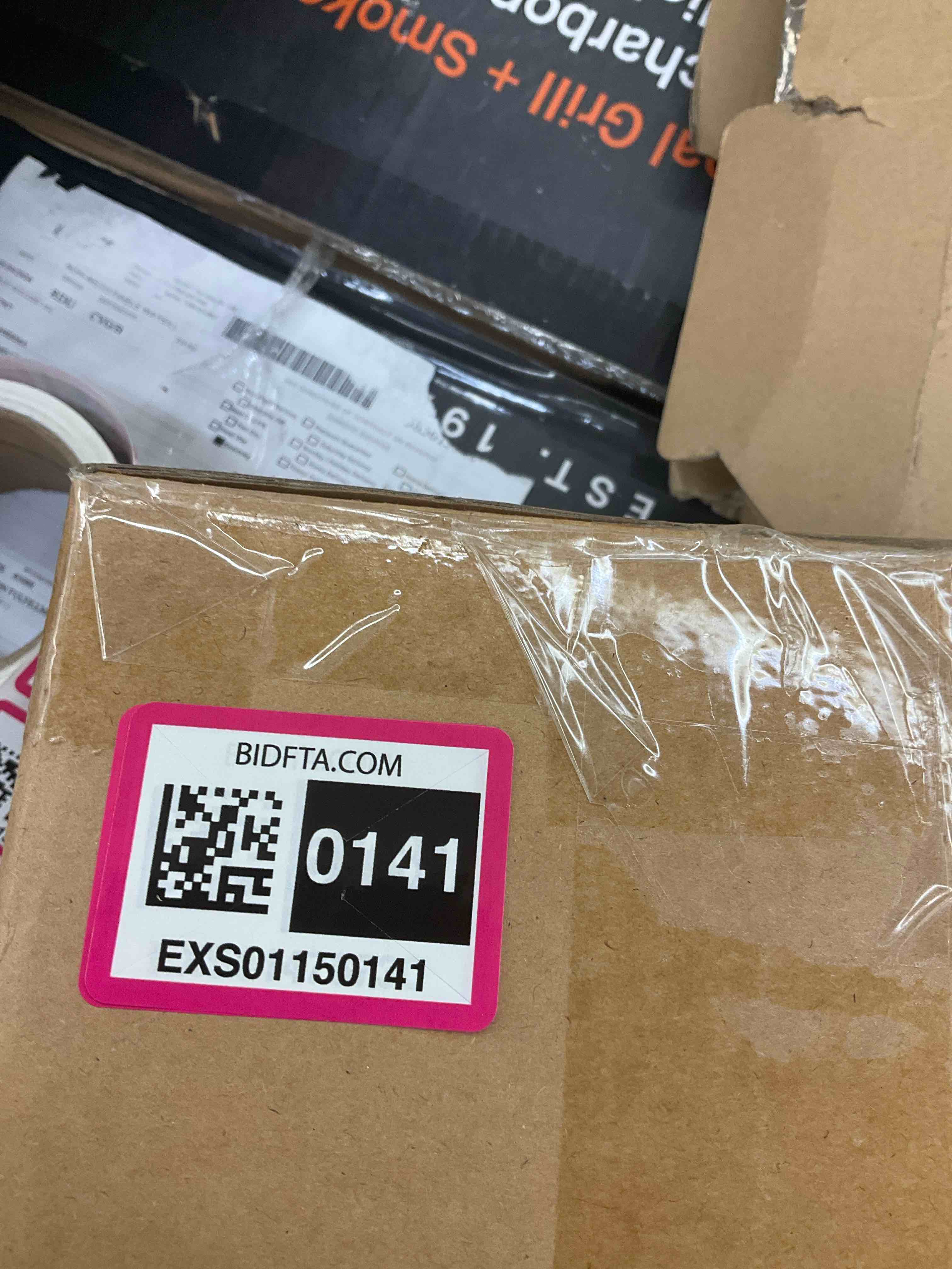 https://s3.amazonaws.com/lotting-images-prod/BargainHunt/EXS01150141_1721913390998.jpeg