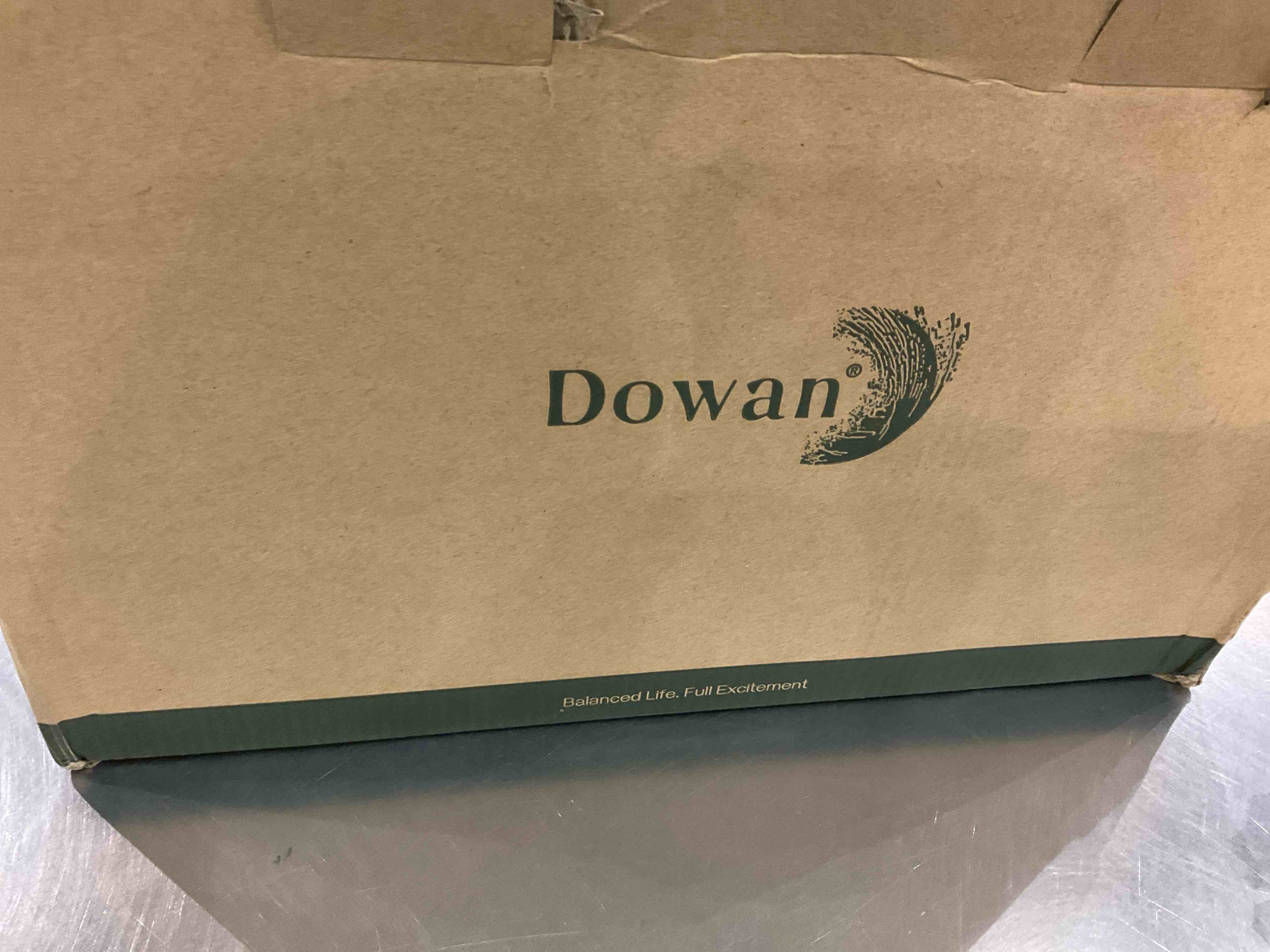 https://s3.amazonaws.com/lotting-images-prod/BargainHunt/EXS01152443_1706617054204.jpeg