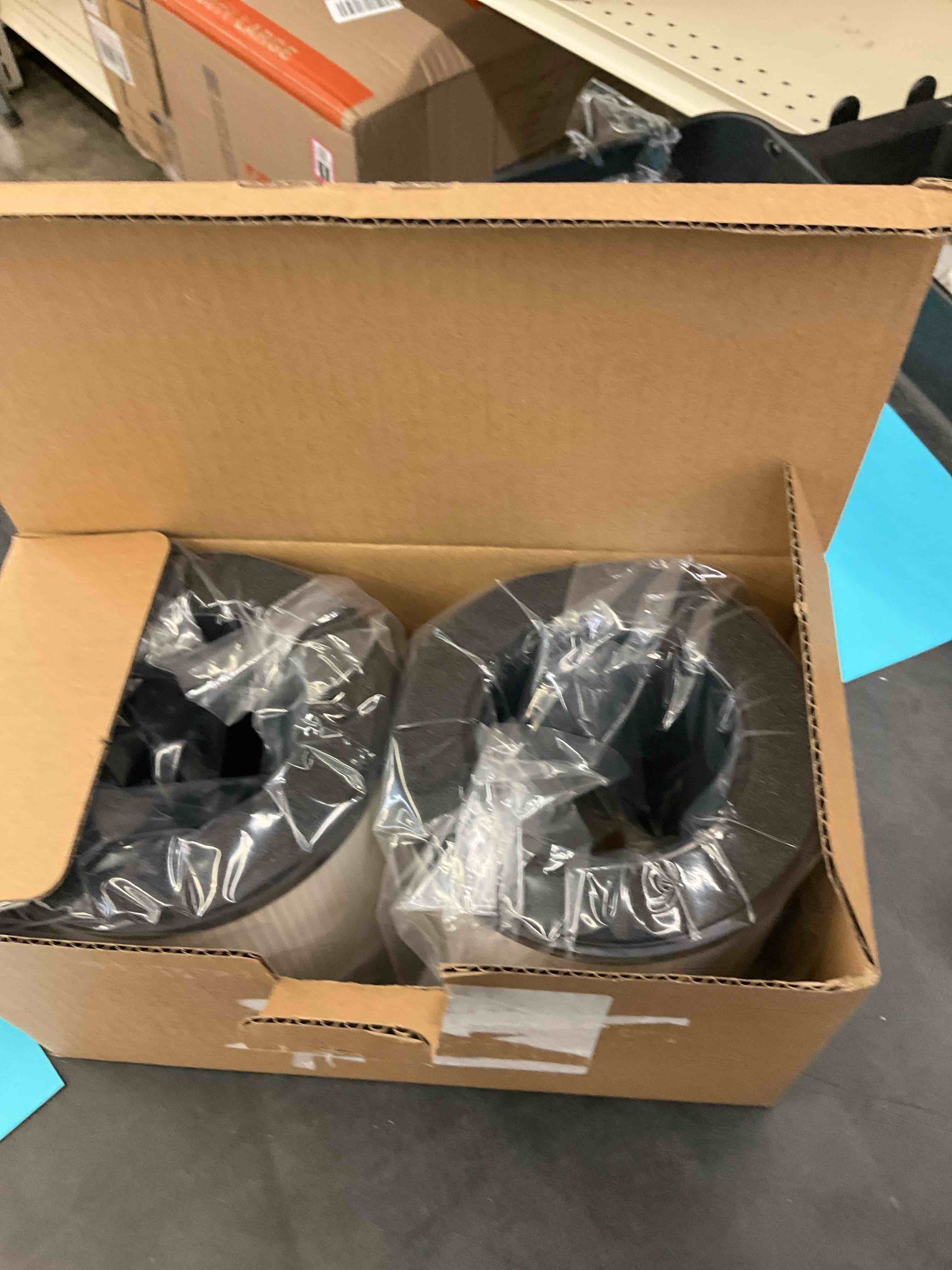 https://s3.amazonaws.com/lotting-images-prod/BargainHunt/EXS01153201_1712246959382.jpeg