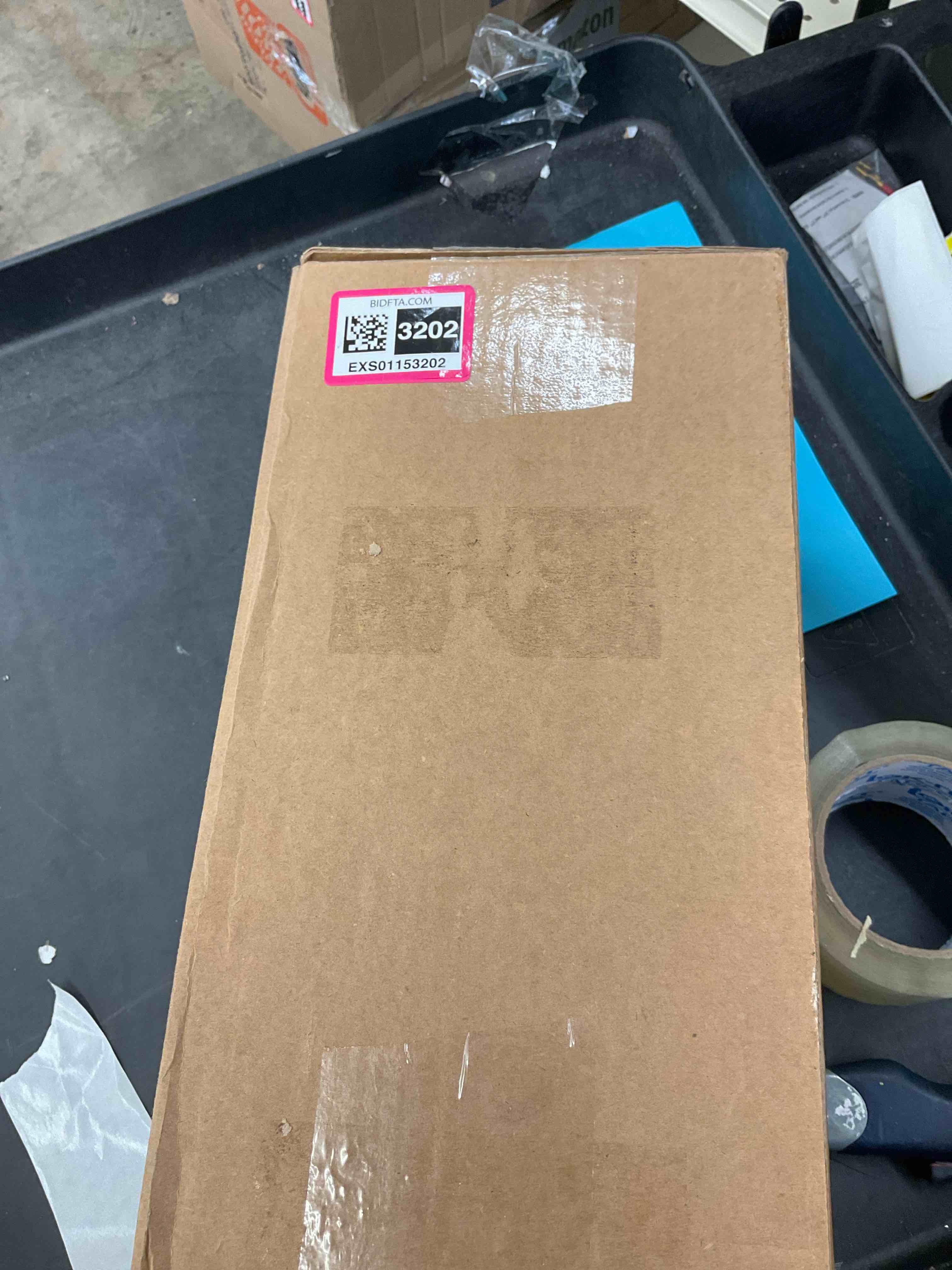 https://s3.amazonaws.com/lotting-images-prod/BargainHunt/EXS01153202_1712247186654.jpeg