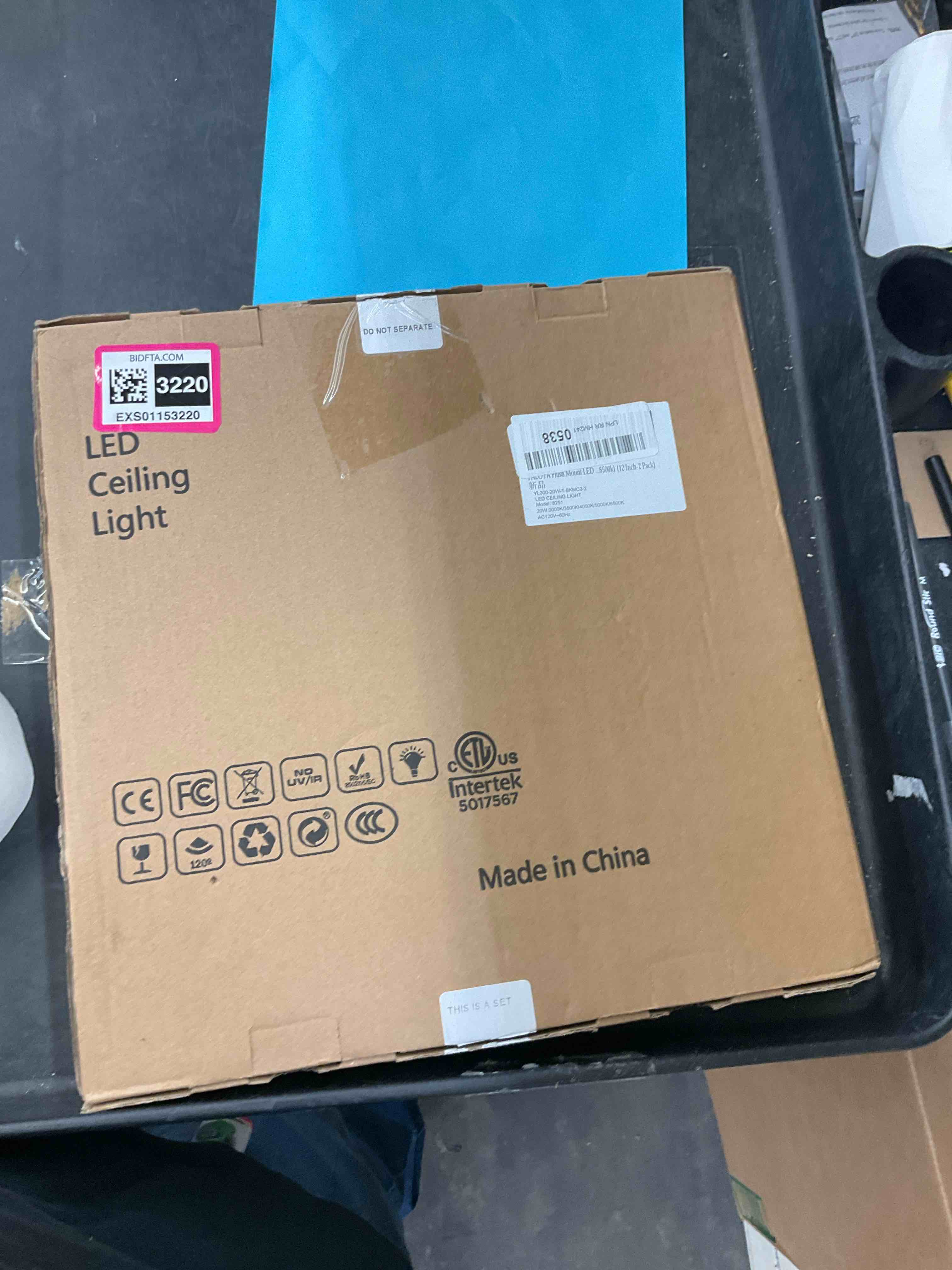 https://s3.amazonaws.com/lotting-images-prod/BargainHunt/EXS01153220_1712248849960.jpeg