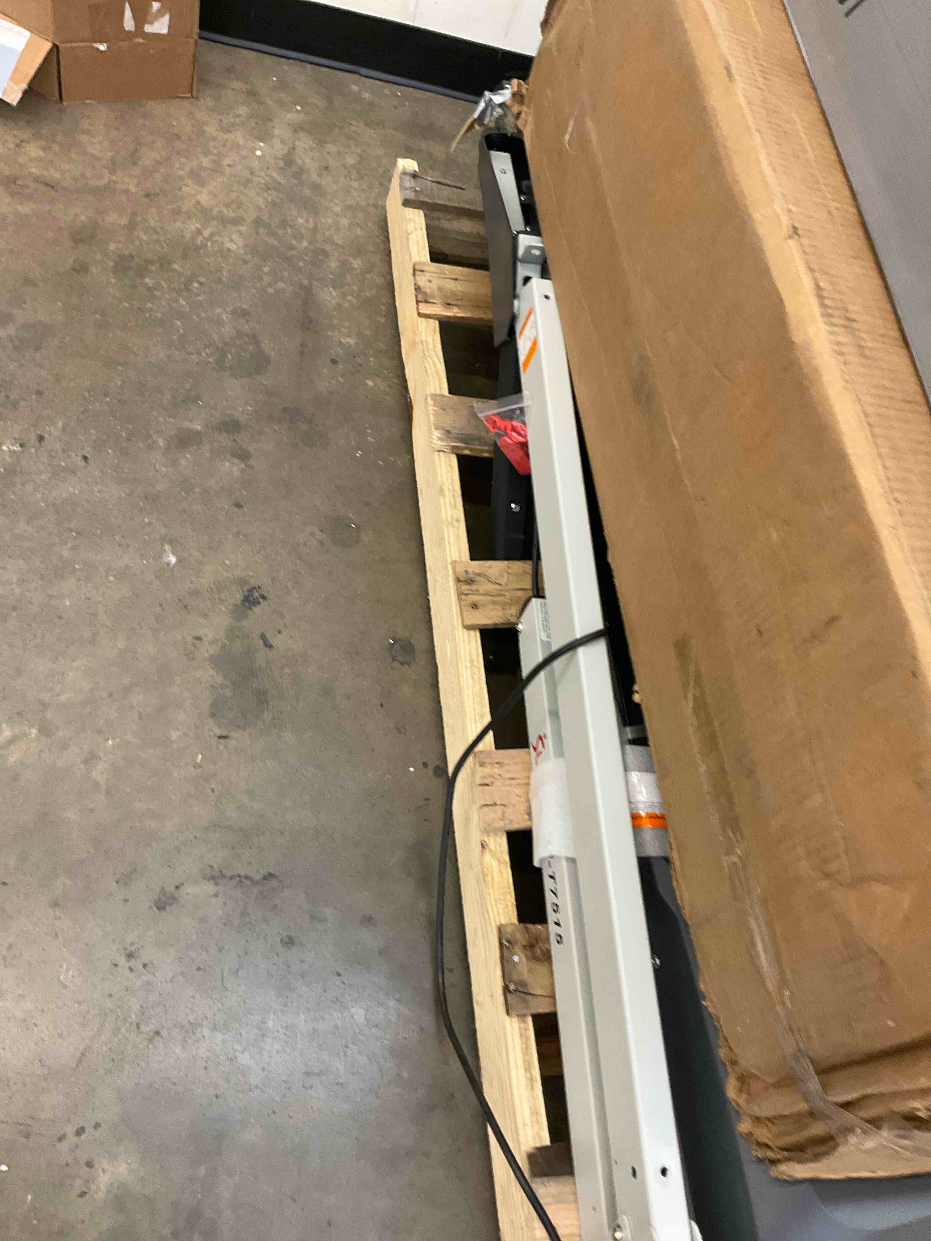 Bargain Hunt Big Box Auction Returns Pallet 