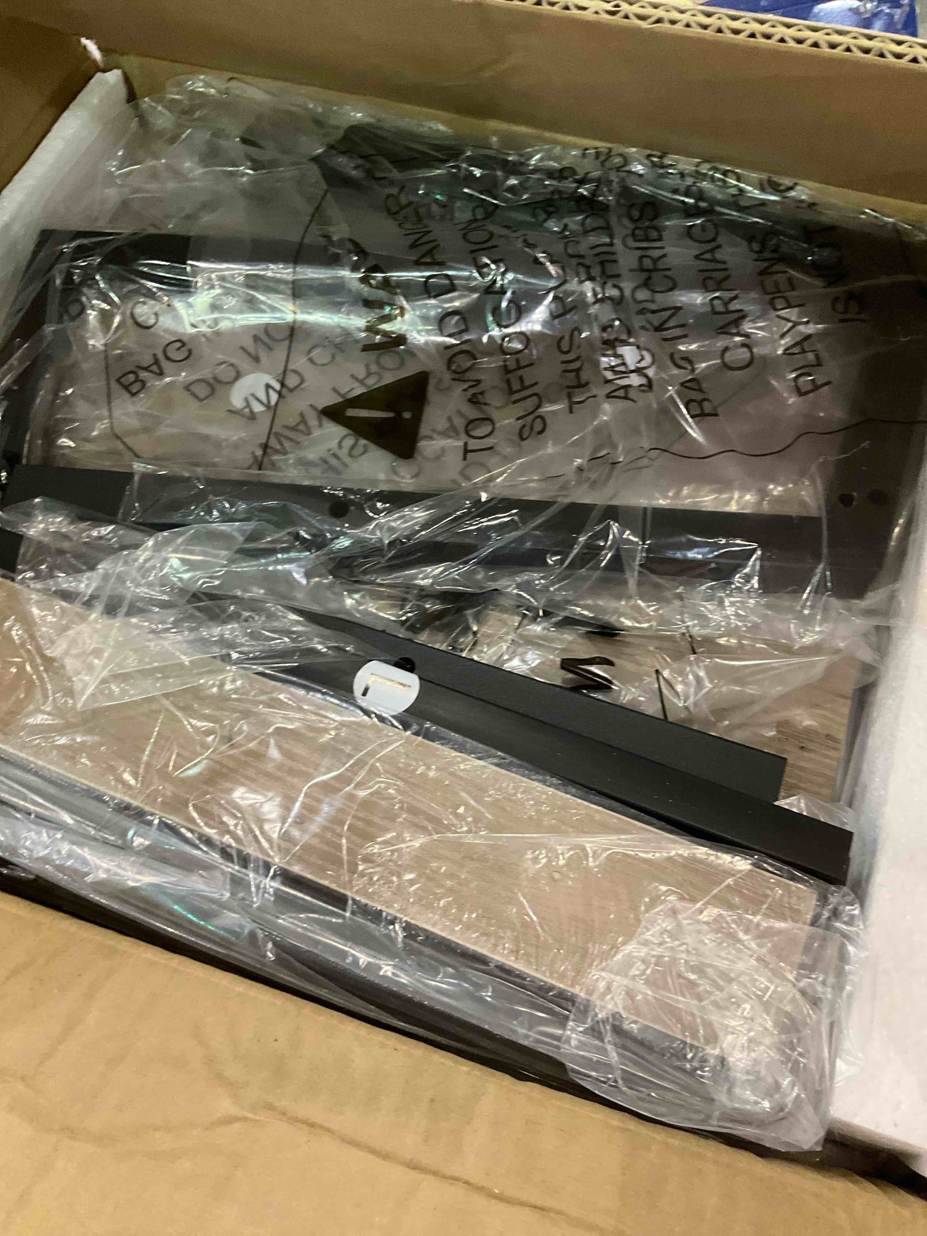 https://s3.amazonaws.com/lotting-images-prod/BargainHunt/EXS01157028_1706791038764.jpeg