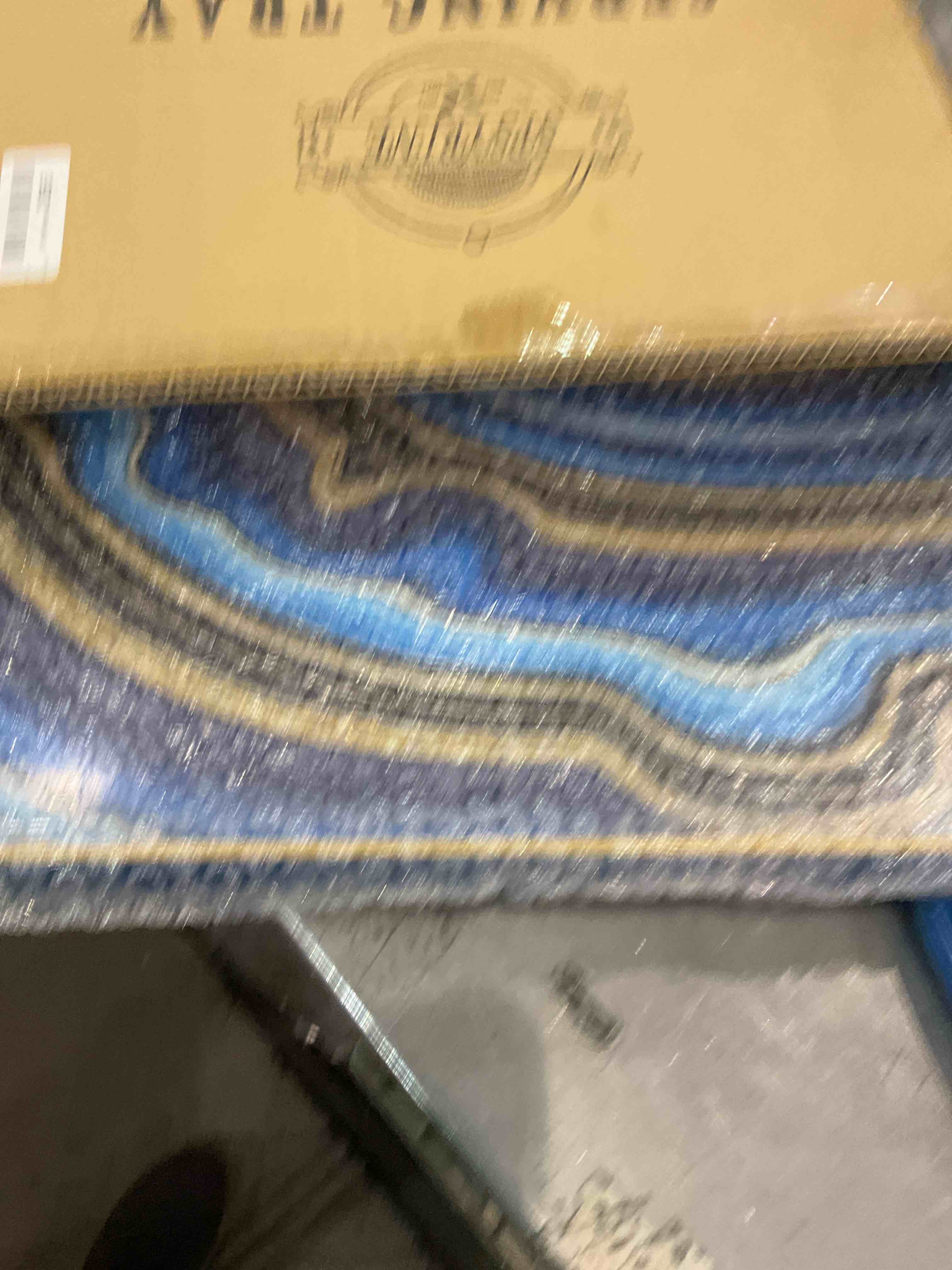 https://s3.amazonaws.com/lotting-images-prod/BargainHunt/EXS01157029_1706791142049.jpeg