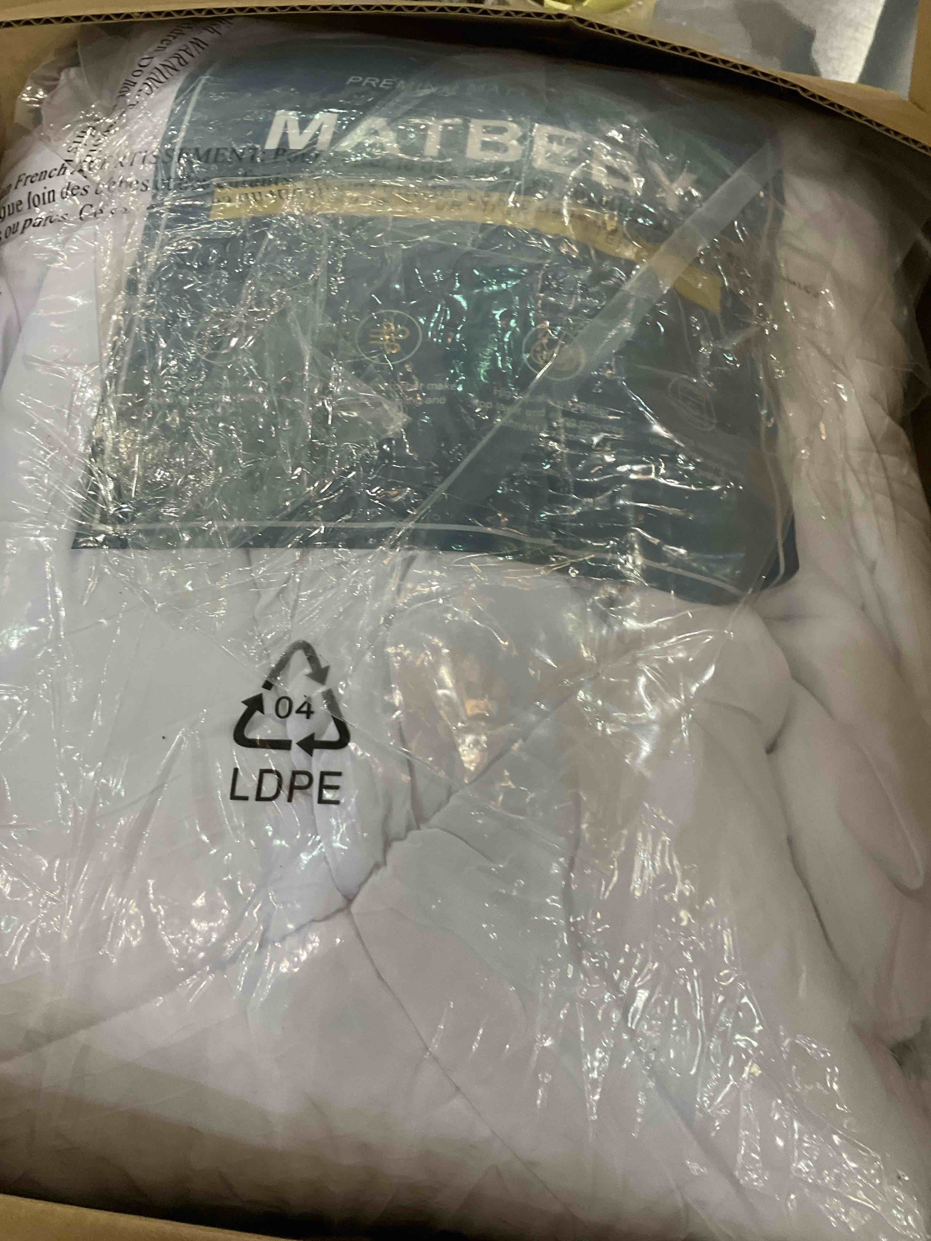 https://s3.amazonaws.com/lotting-images-prod/BargainHunt/EXS01157311_1706897237888.jpeg