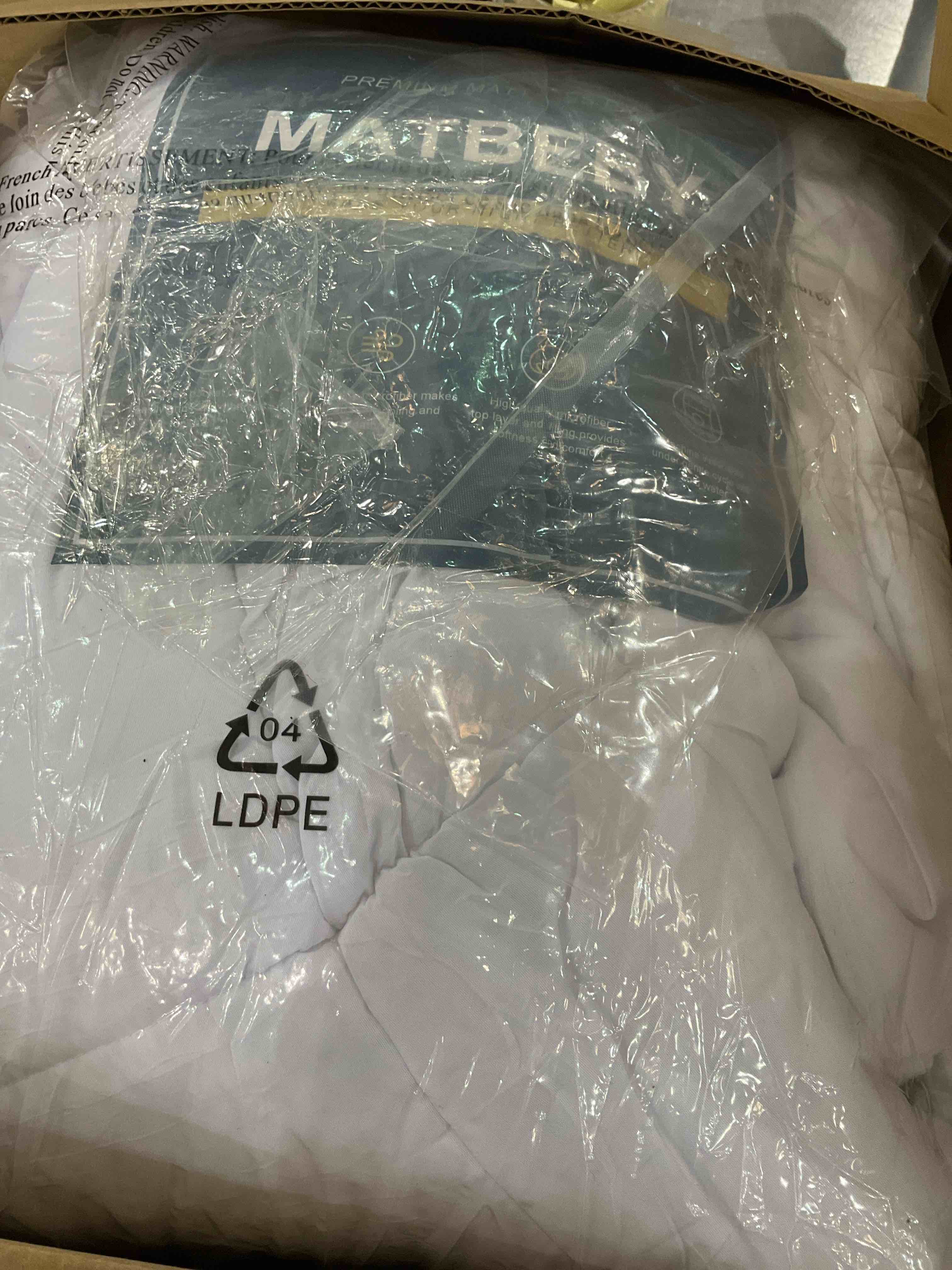 https://s3.amazonaws.com/lotting-images-prod/BargainHunt/EXS01157311_1706897238804.jpeg