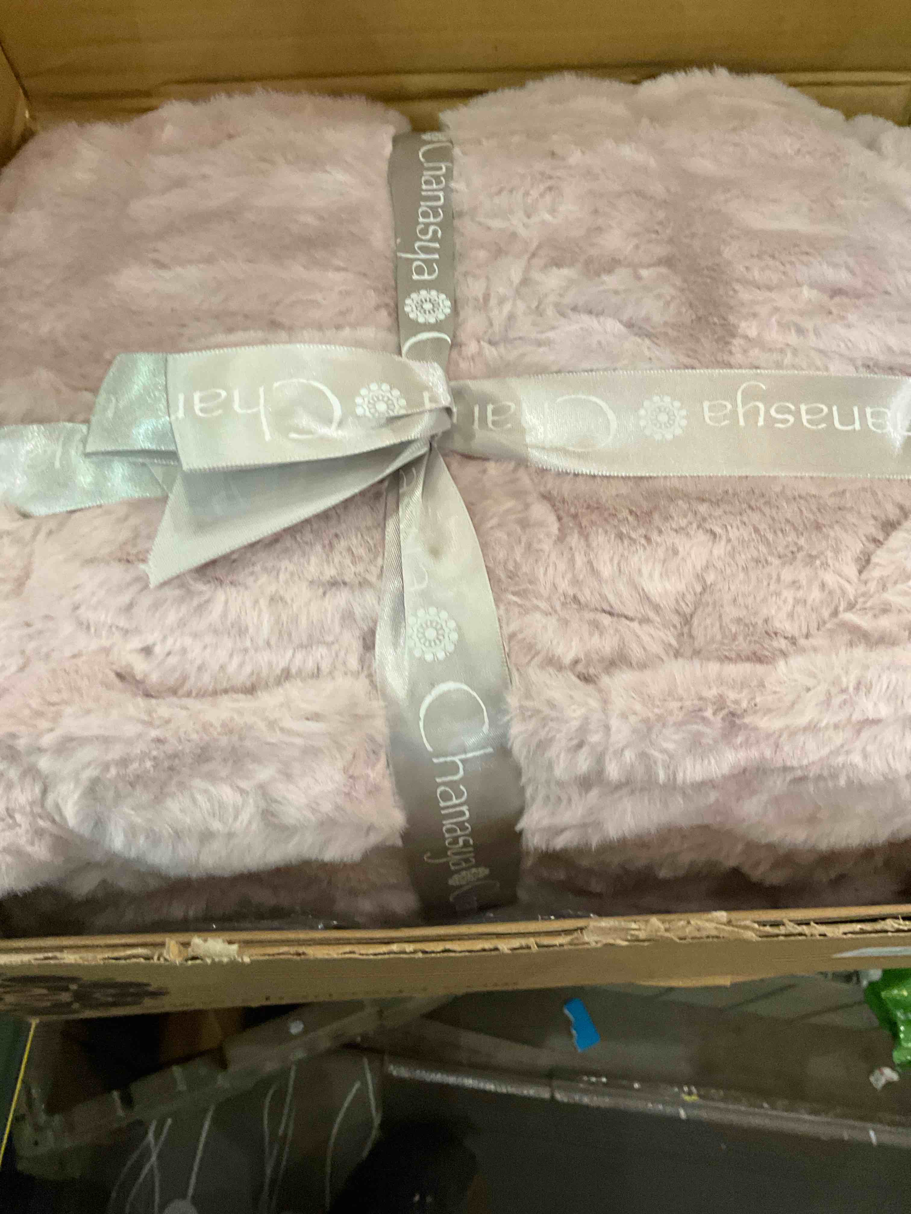 Chanasya Ruched Luxurious Soft Faux Fur Throw Blanket - Fuzzy Plush and Elegant with Reversible Mink Blanket for Sofa Chair Couch Living Room Birthday Gift and Home Decor (50x65 Inches) Tan Rose