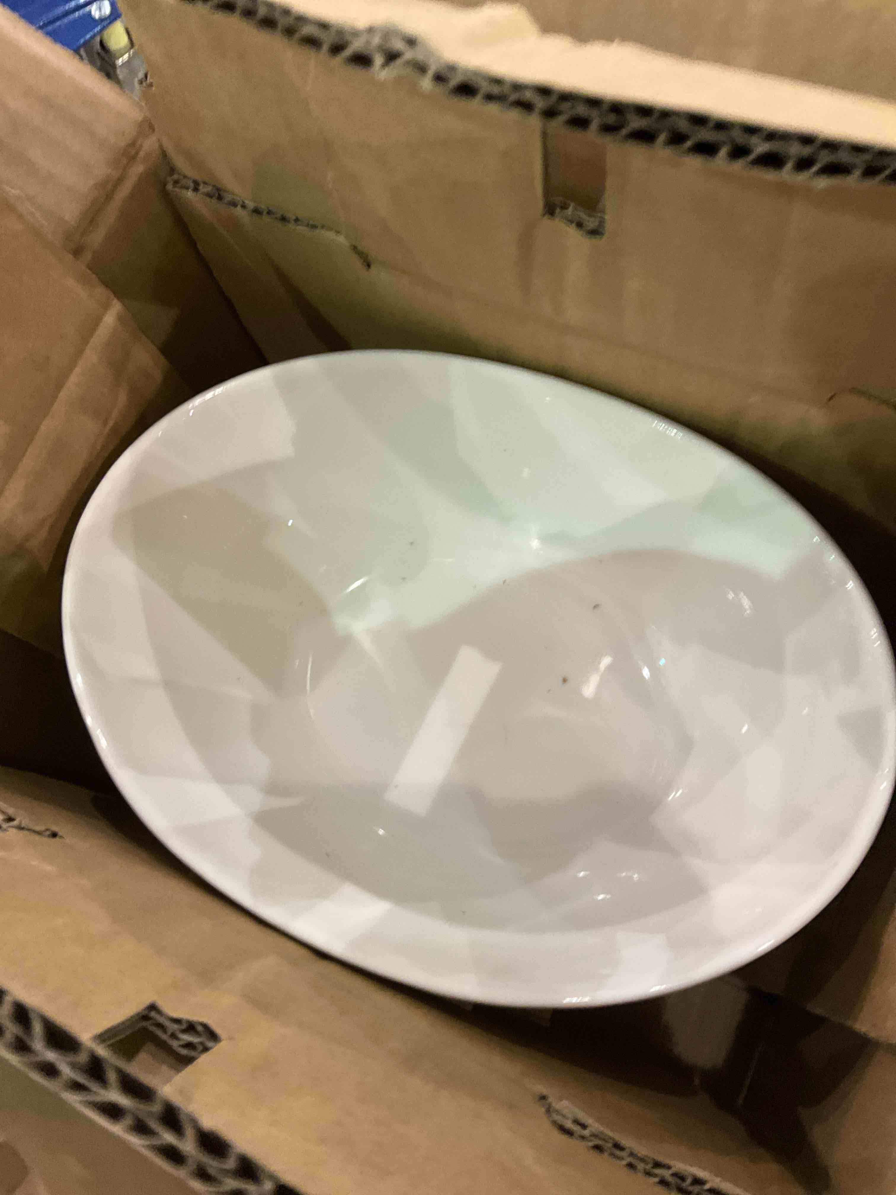 https://s3.amazonaws.com/lotting-images-prod/BargainHunt/EXS01157482_1707226338328.jpeg