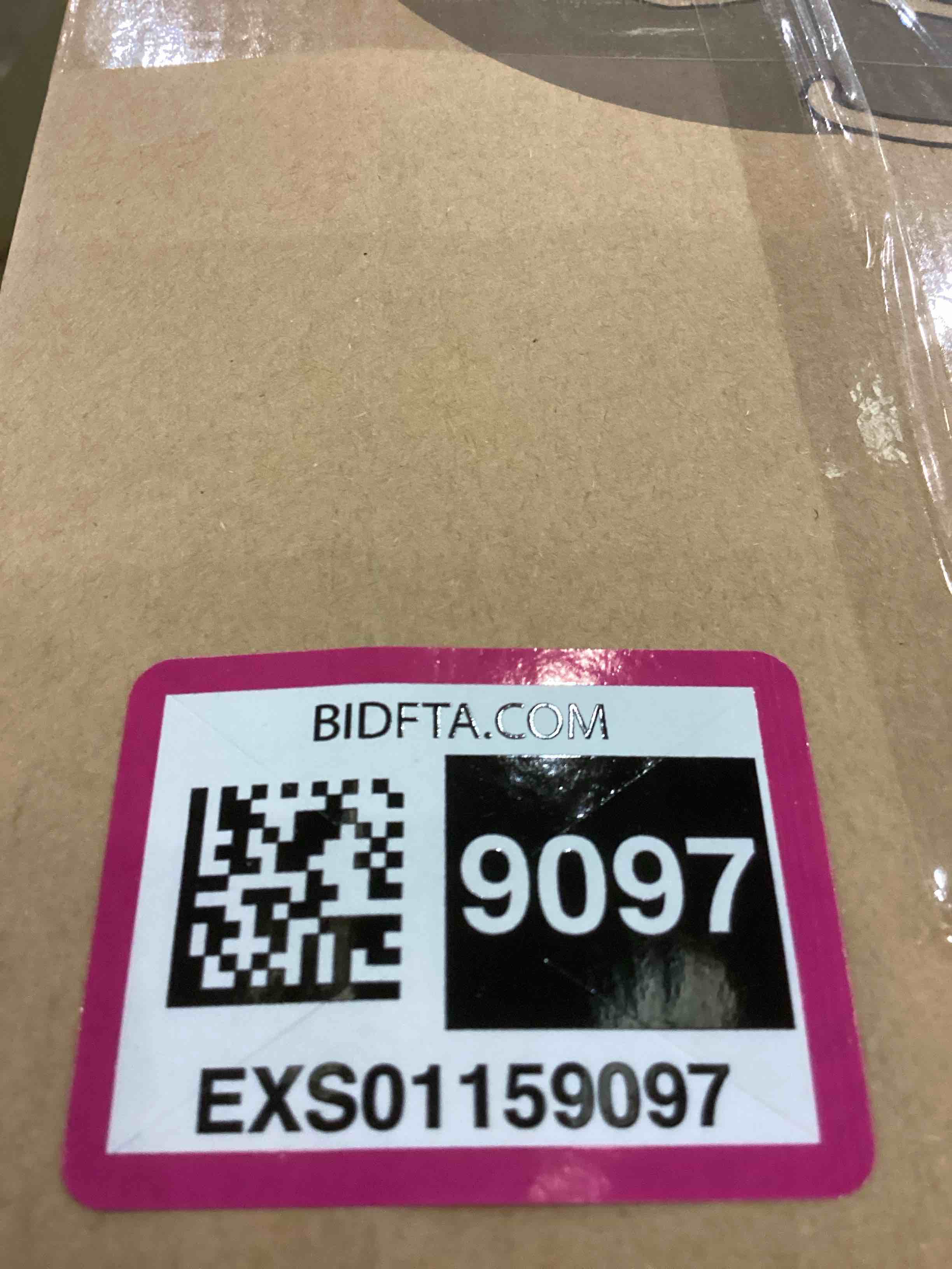 https://s3.amazonaws.com/lotting-images-prod/BargainHunt/EXS01159097_1706716480065.jpeg