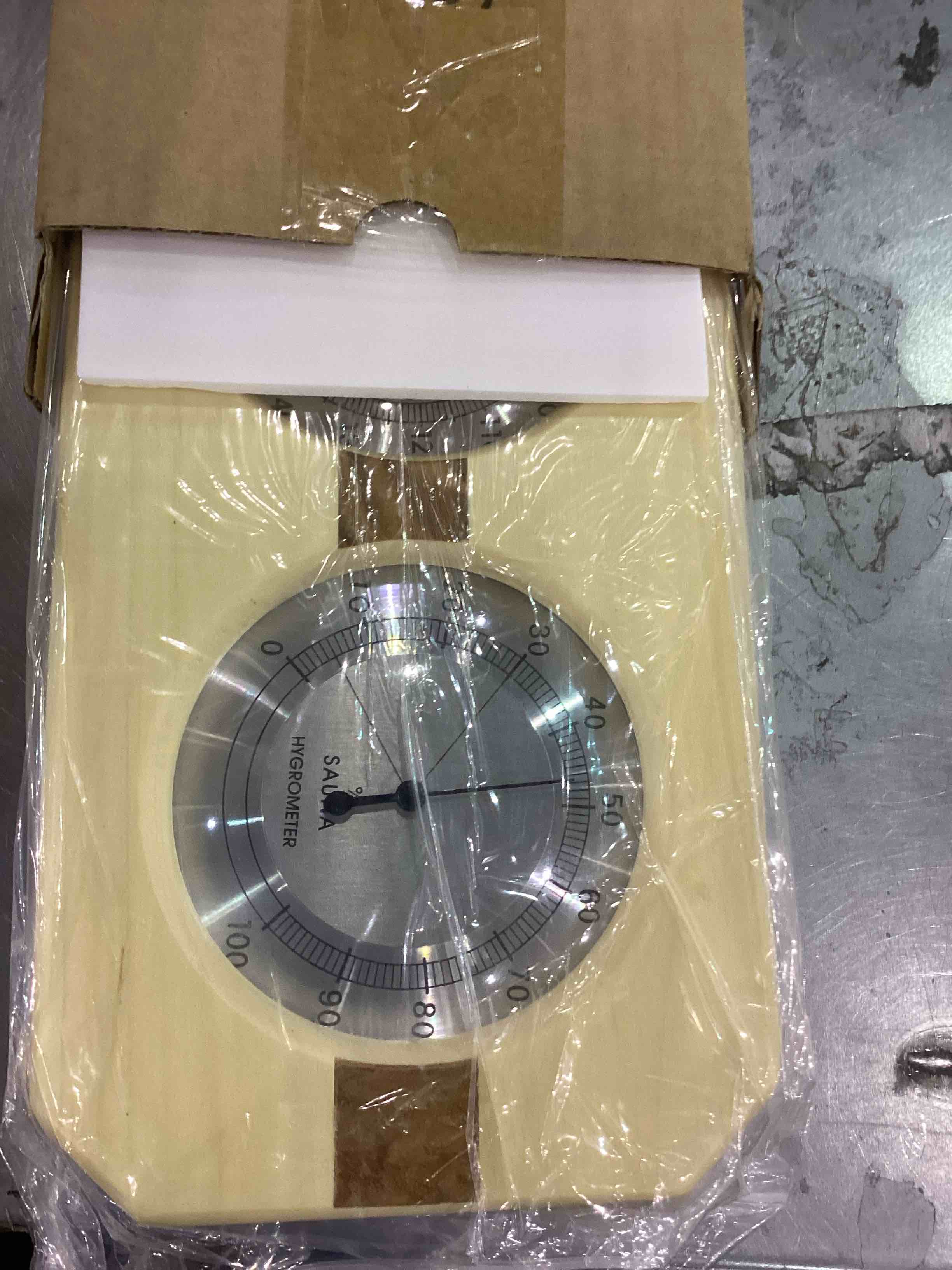 https://s3.amazonaws.com/lotting-images-prod/BargainHunt/EXS01159199_1706791758983.jpeg