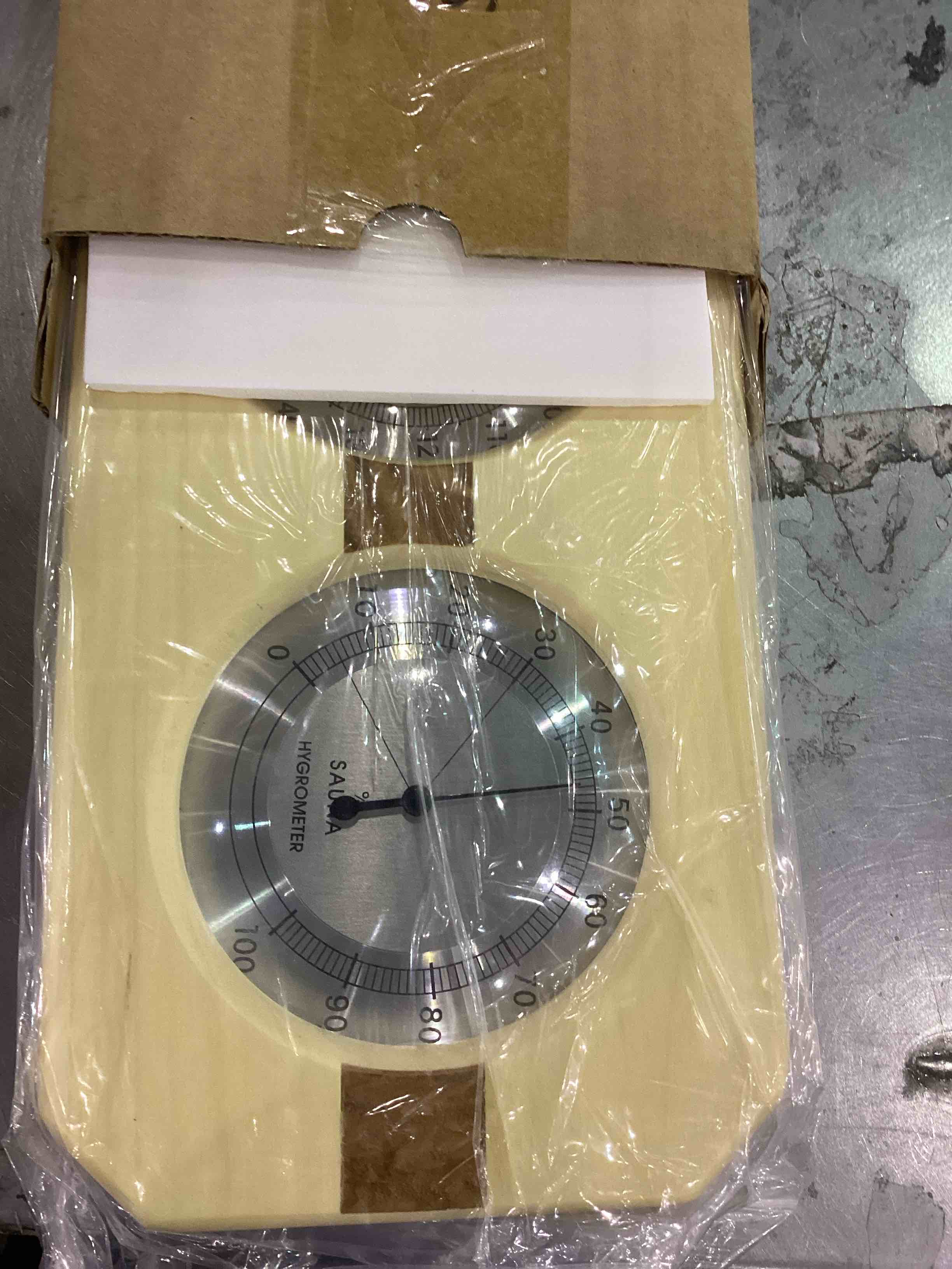 https://s3.amazonaws.com/lotting-images-prod/BargainHunt/EXS01159199_1706791760123.jpeg
