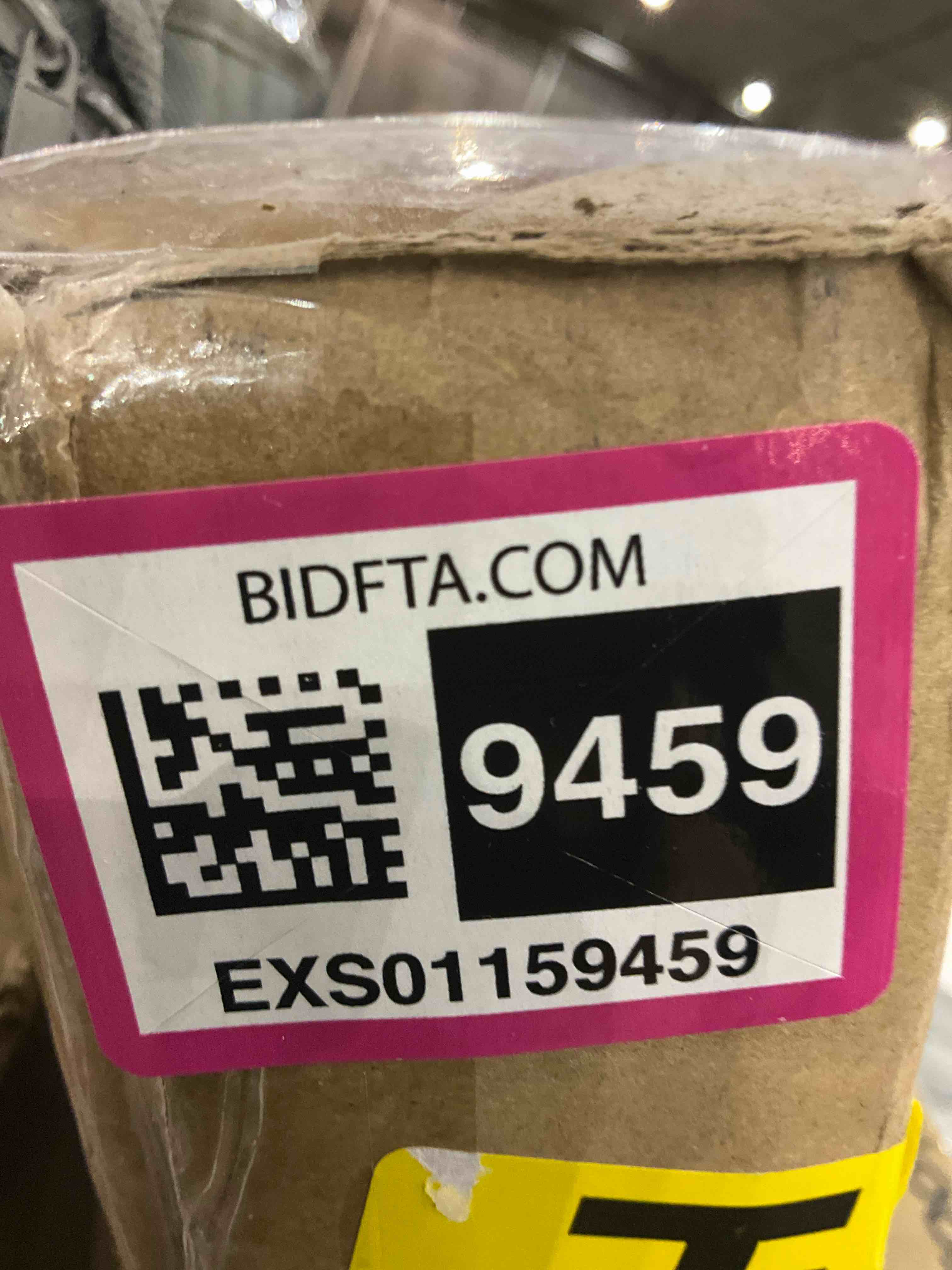 https://s3.amazonaws.com/lotting-images-prod/BargainHunt/EXS01159459_1707222358823.jpeg