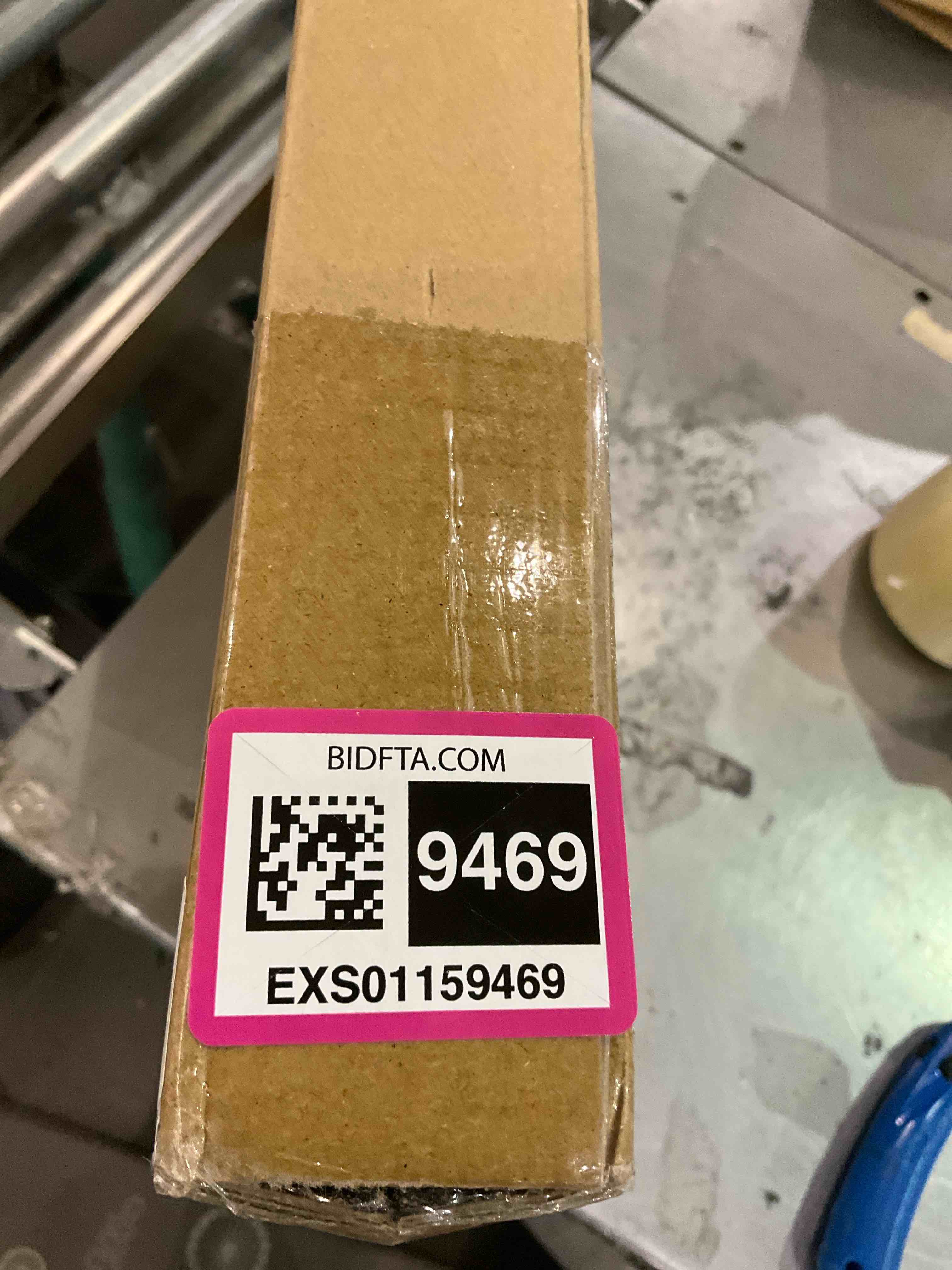 https://s3.amazonaws.com/lotting-images-prod/BargainHunt/EXS01159469_1707223251421.jpeg