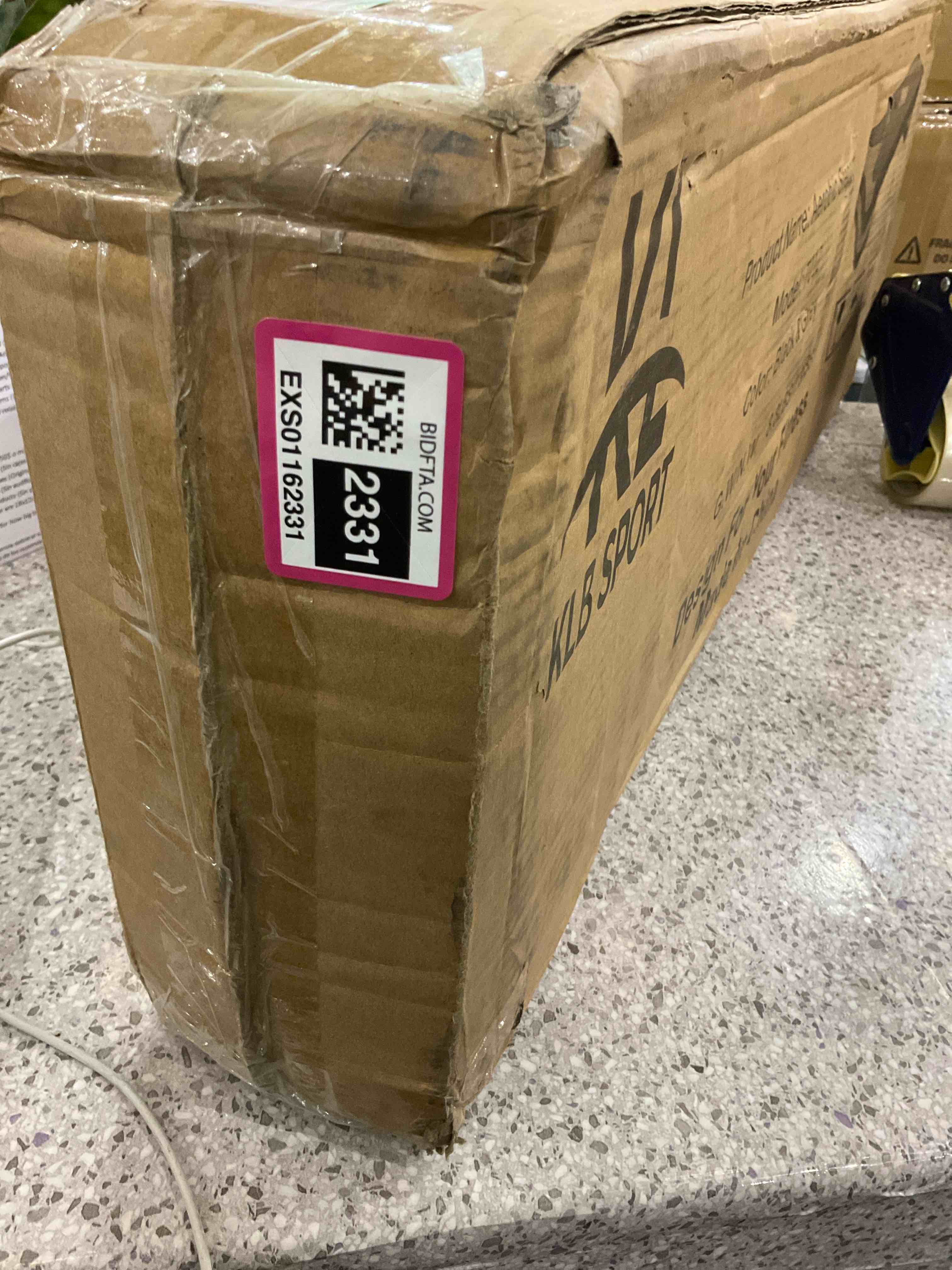 https://s3.amazonaws.com/lotting-images-prod/BargainHunt/EXS01162331_1707500870072.jpeg
