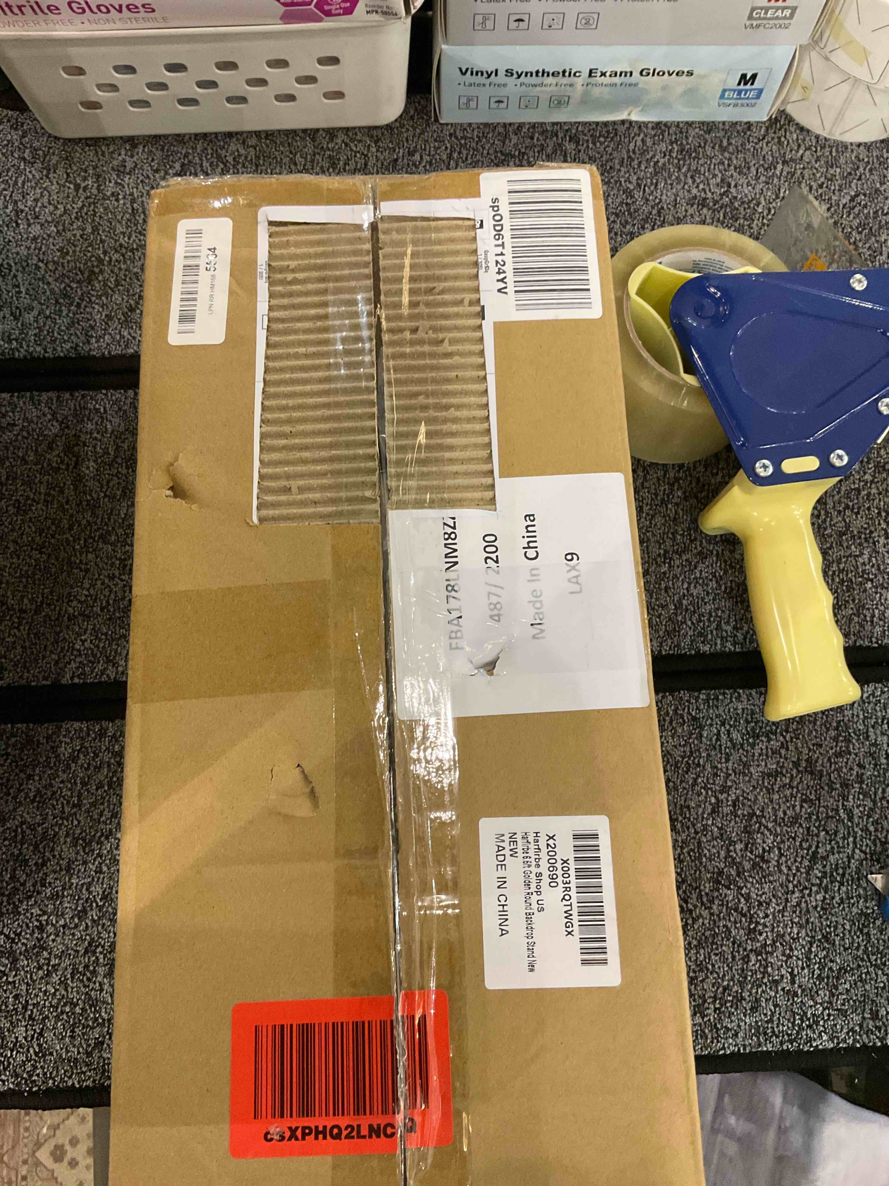 https://s3.amazonaws.com/lotting-images-prod/BargainHunt/EXS01162673_1706552270219.jpeg