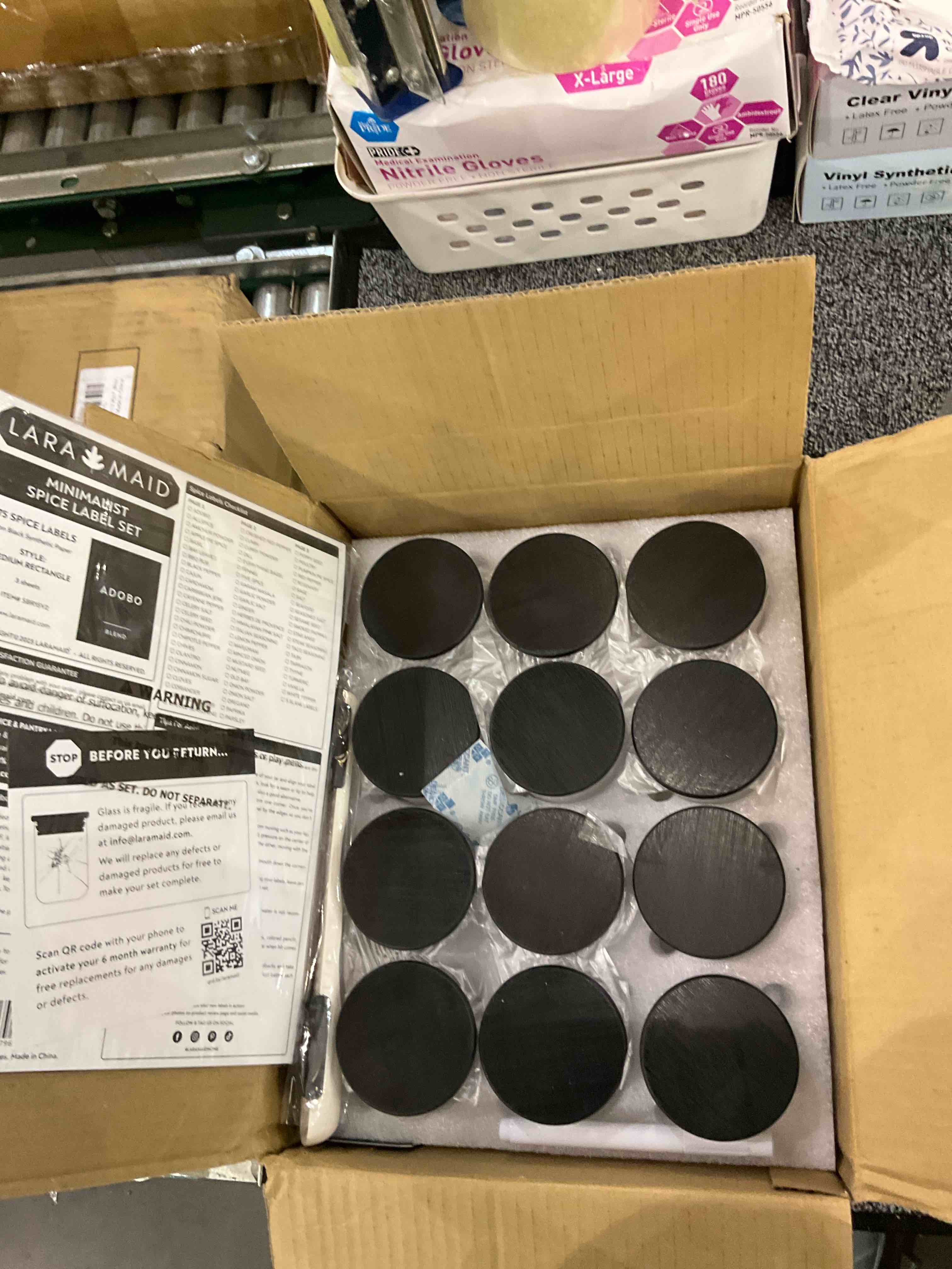 https://s3.amazonaws.com/lotting-images-prod/BargainHunt/EXS01162677_1706552651188.jpeg