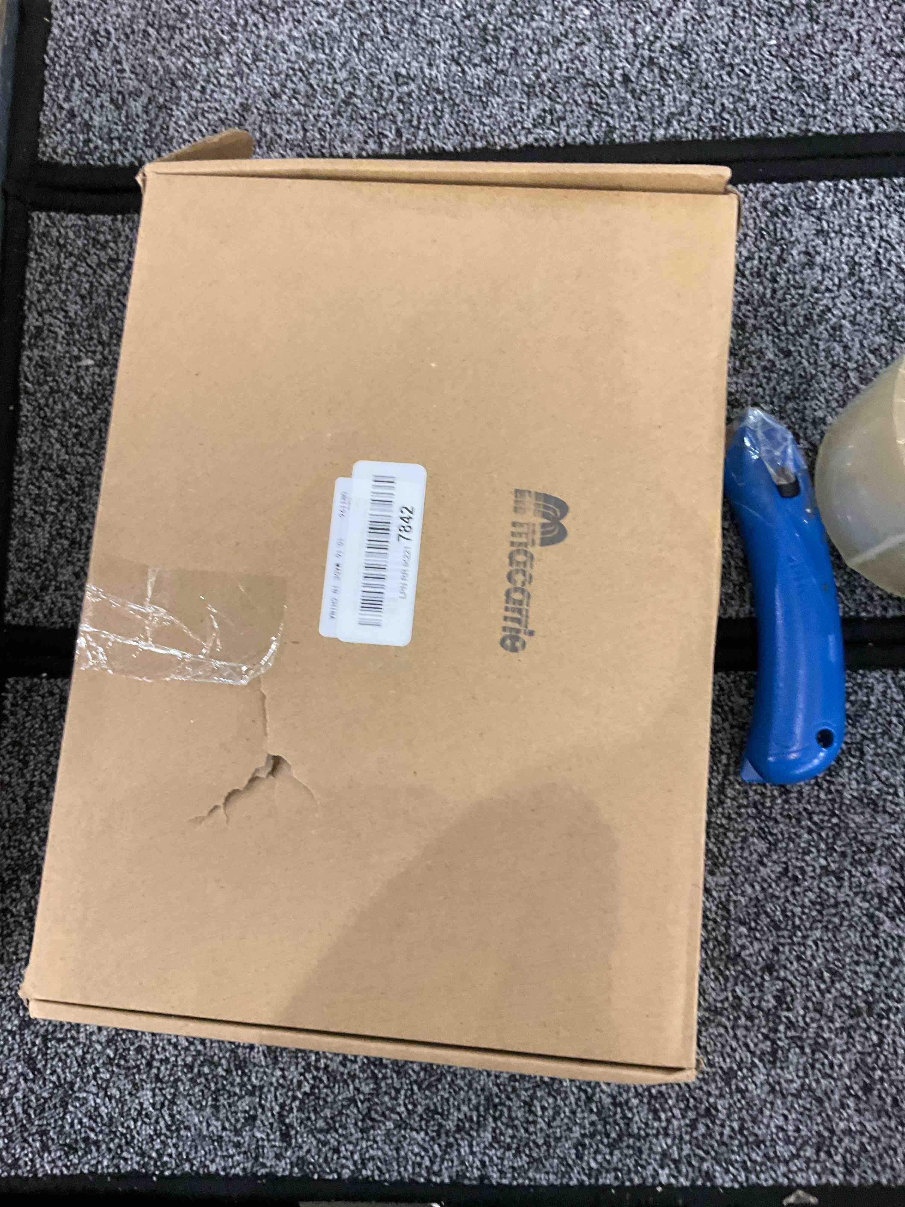 https://s3.amazonaws.com/lotting-images-prod/BargainHunt/EXS01162886_1706707705840.jpeg