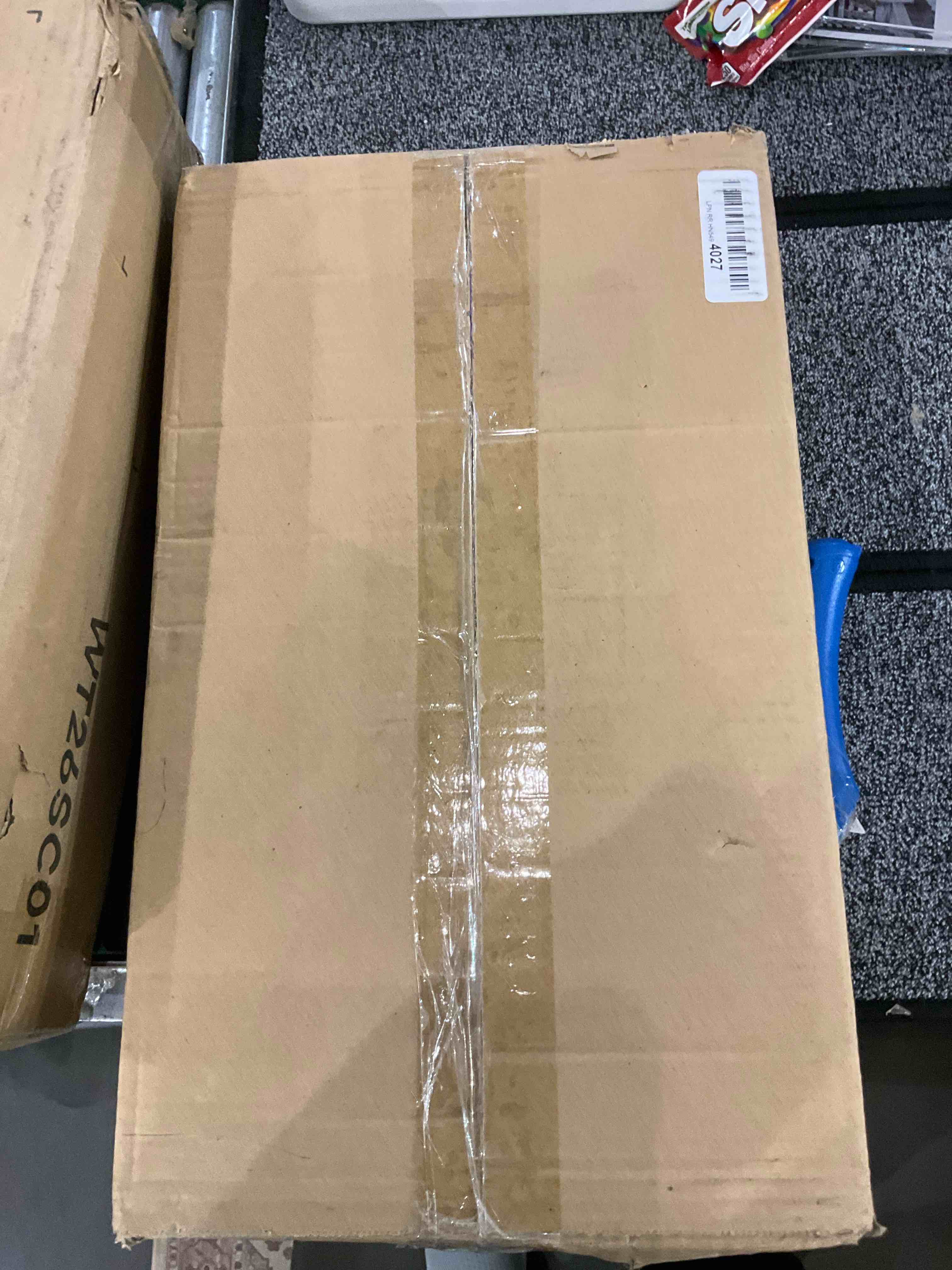 https://s3.amazonaws.com/lotting-images-prod/BargainHunt/EXS01162898_1706711781172.jpeg