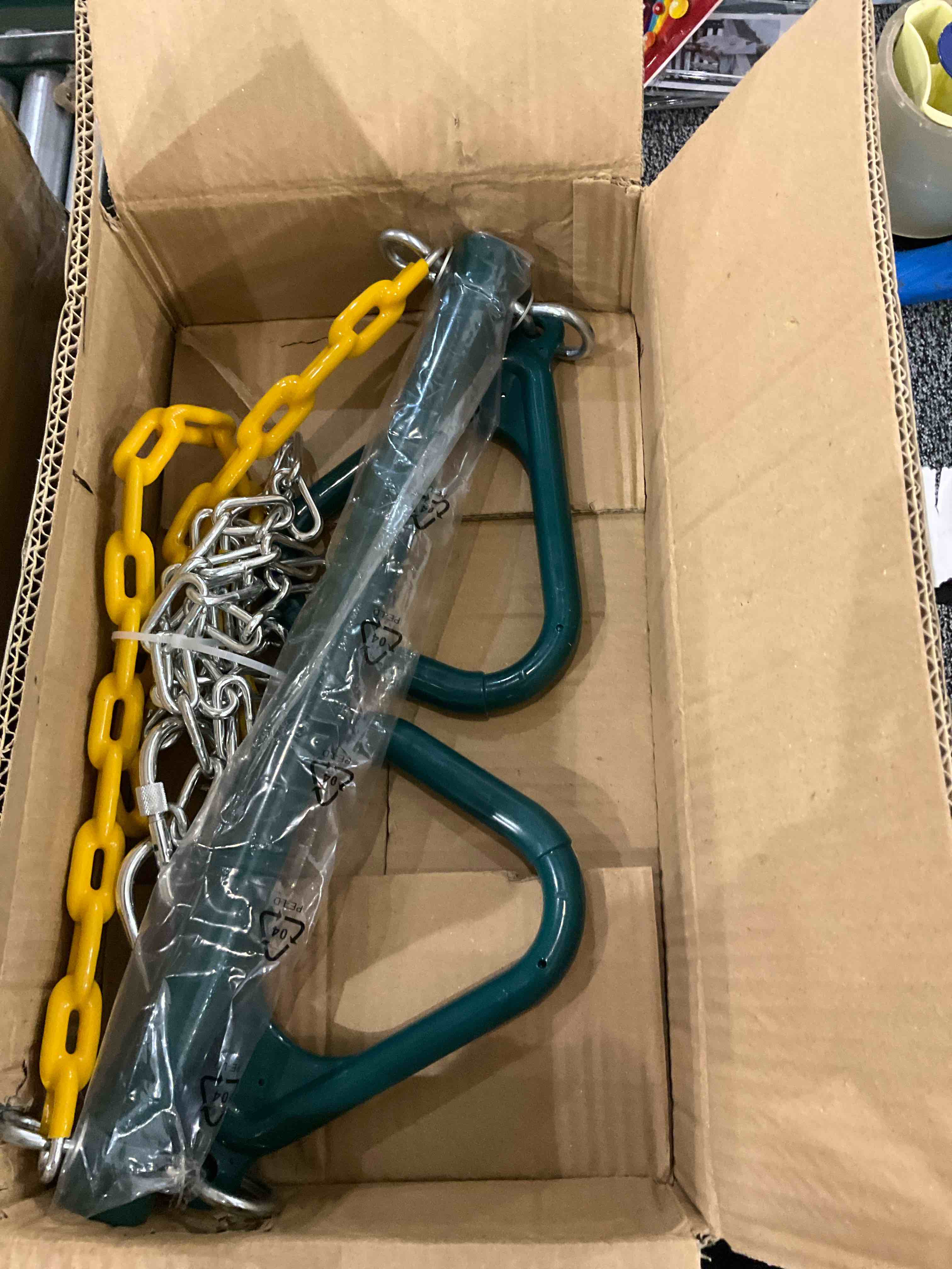 https://s3.amazonaws.com/lotting-images-prod/BargainHunt/EXS01162898_1706711799249.jpeg