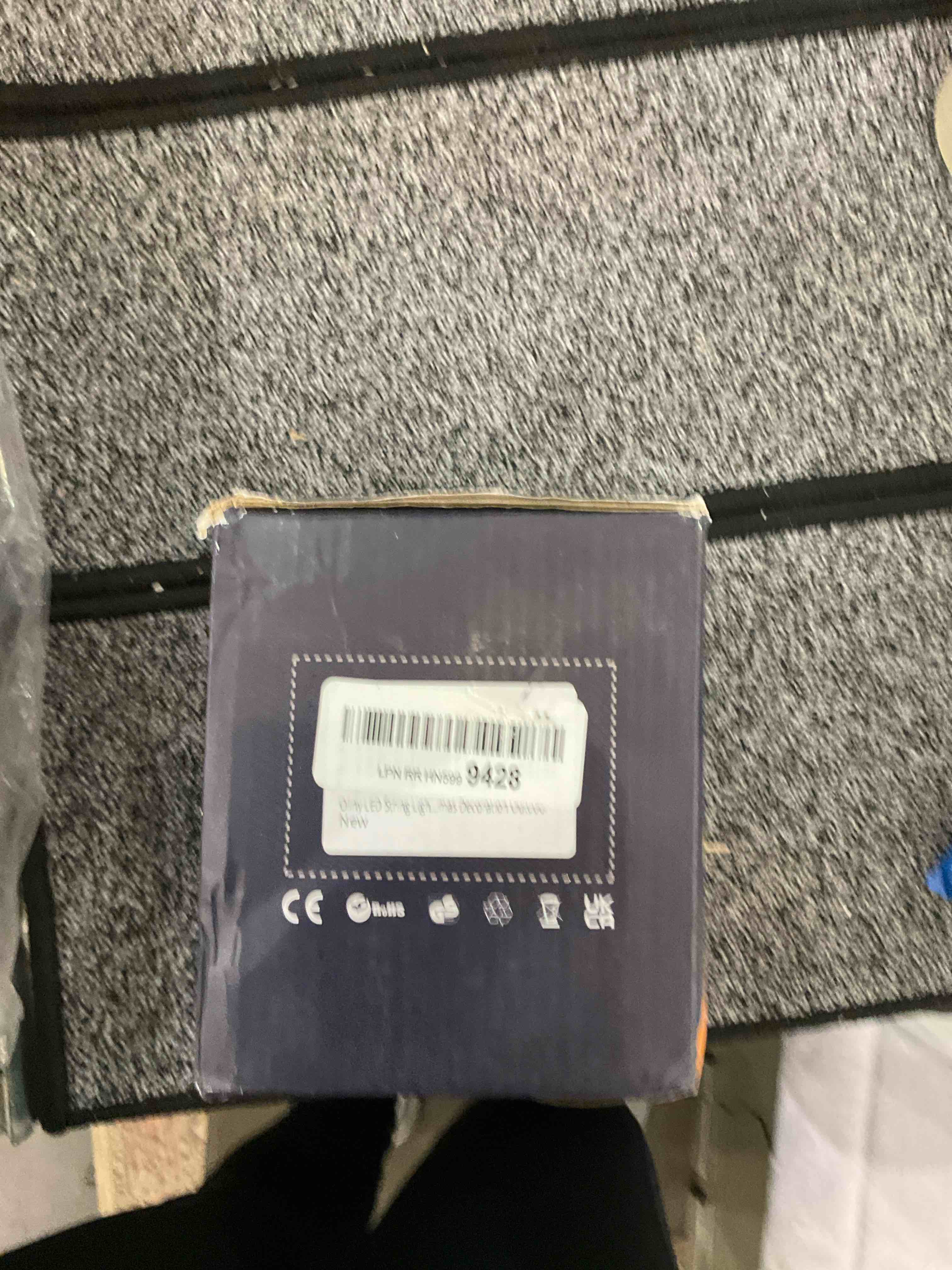 https://s3.amazonaws.com/lotting-images-prod/BargainHunt/EXS01162940_1706720100576.jpeg