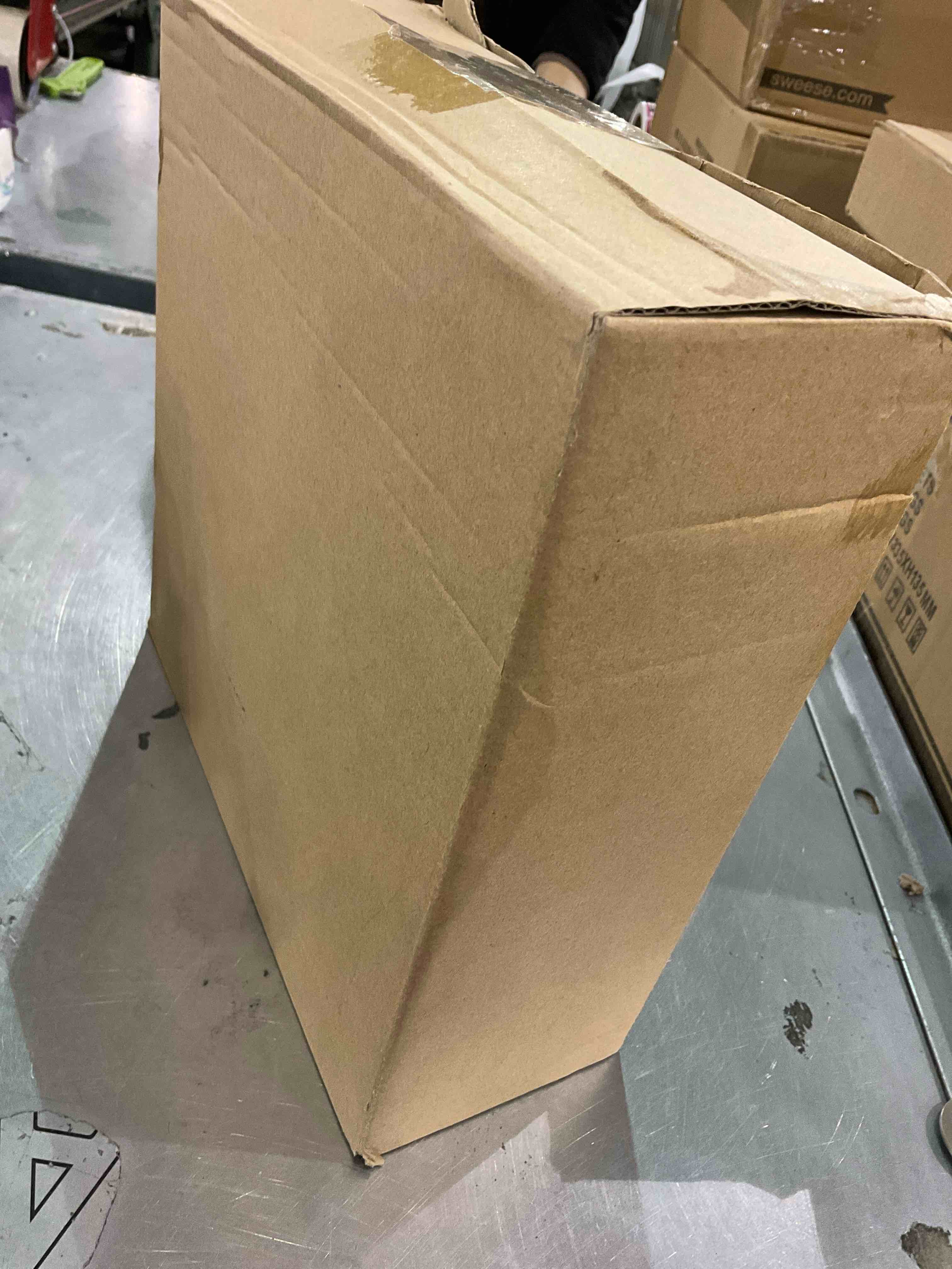 https://s3.amazonaws.com/lotting-images-prod/BargainHunt/EXS01166540_1706616746672.jpeg