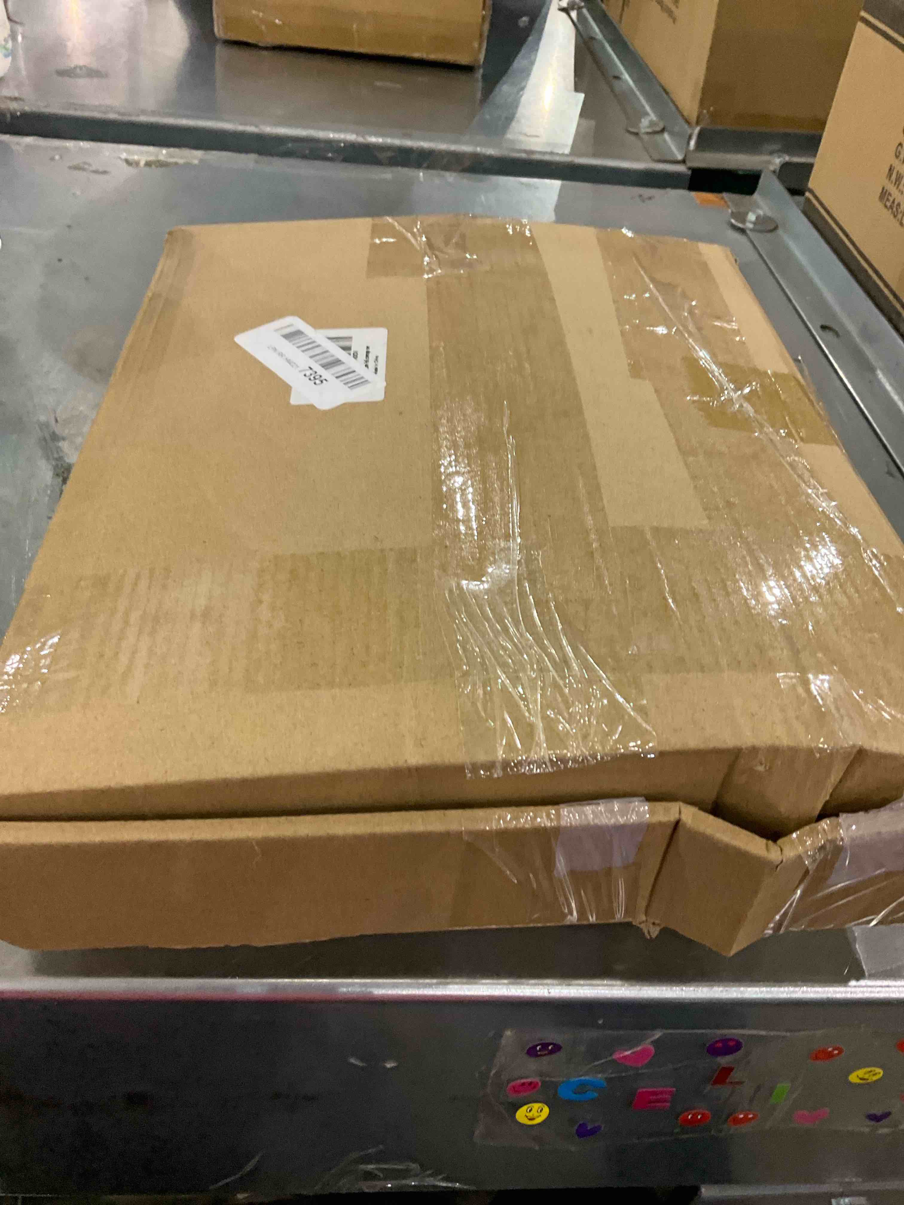 https://s3.amazonaws.com/lotting-images-prod/BargainHunt/EXS01166541_1706616858159.jpeg