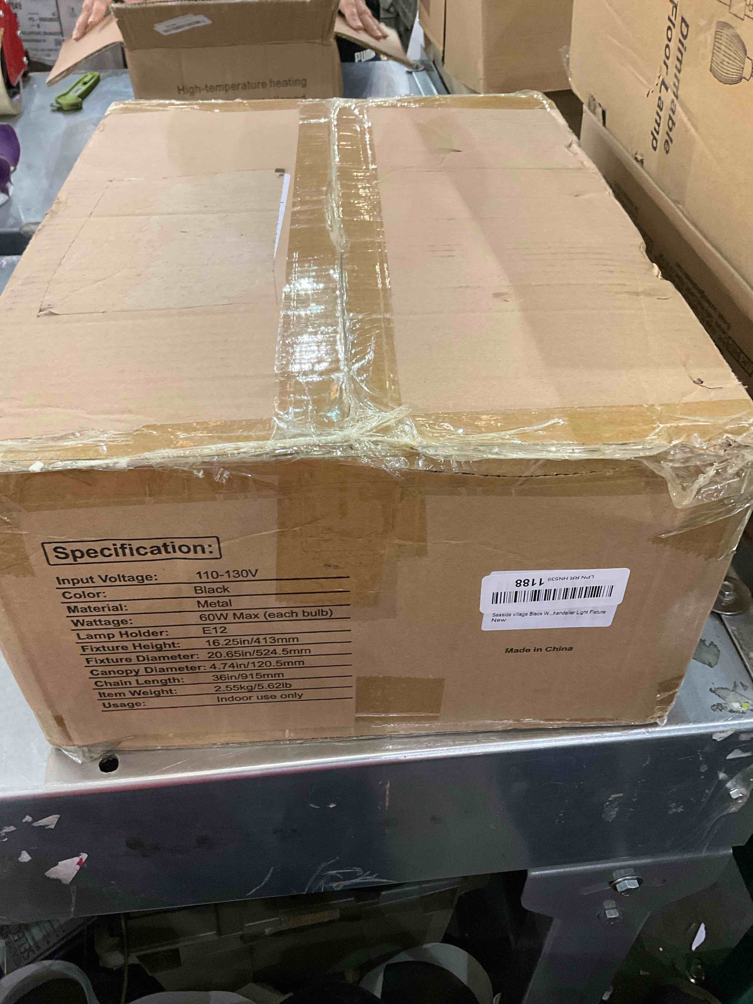 https://s3.amazonaws.com/lotting-images-prod/BargainHunt/EXS01166683_1706640675666.jpeg
