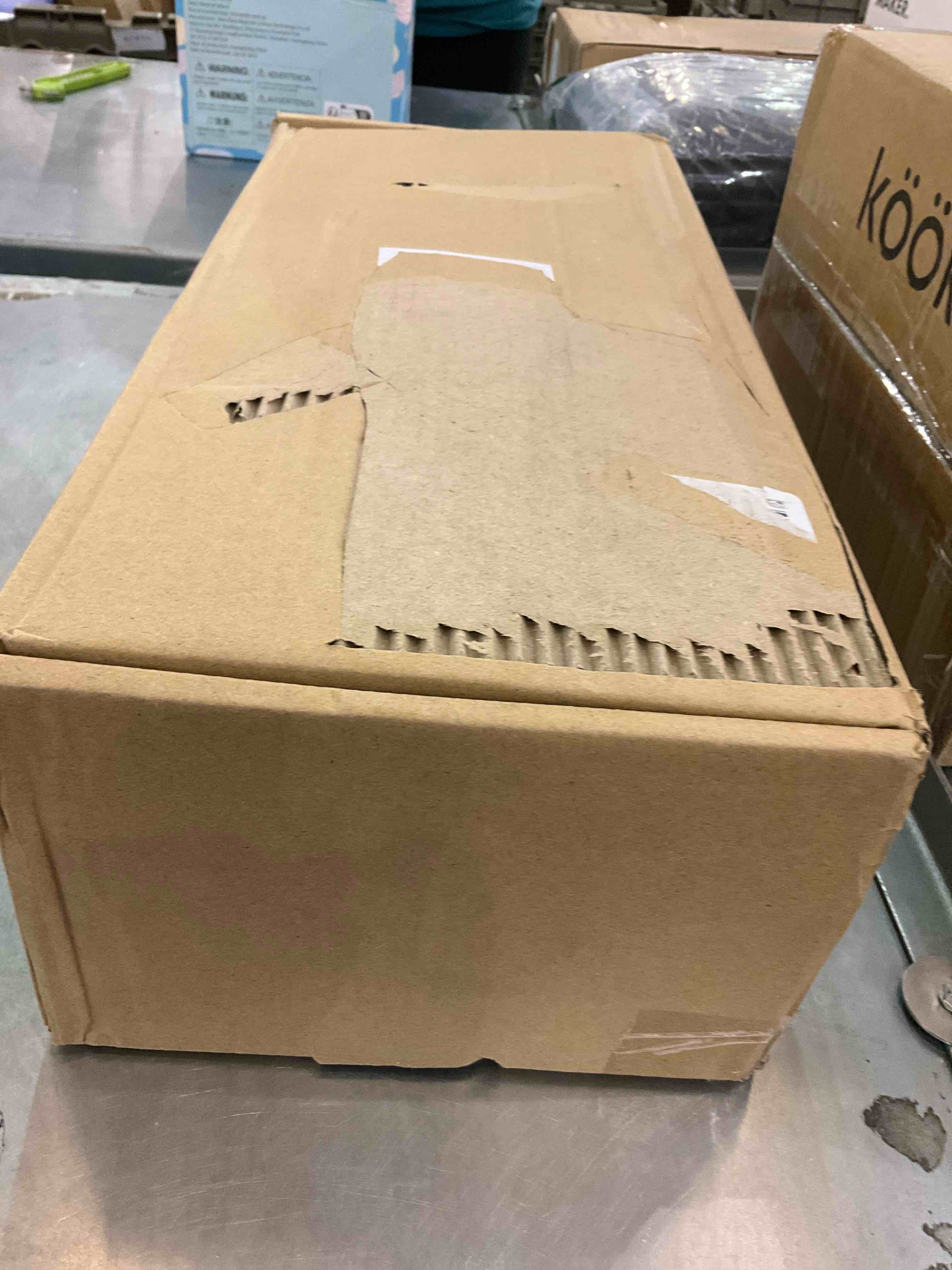 https://s3.amazonaws.com/lotting-images-prod/BargainHunt/EXS01166802_1706714590479.jpeg
