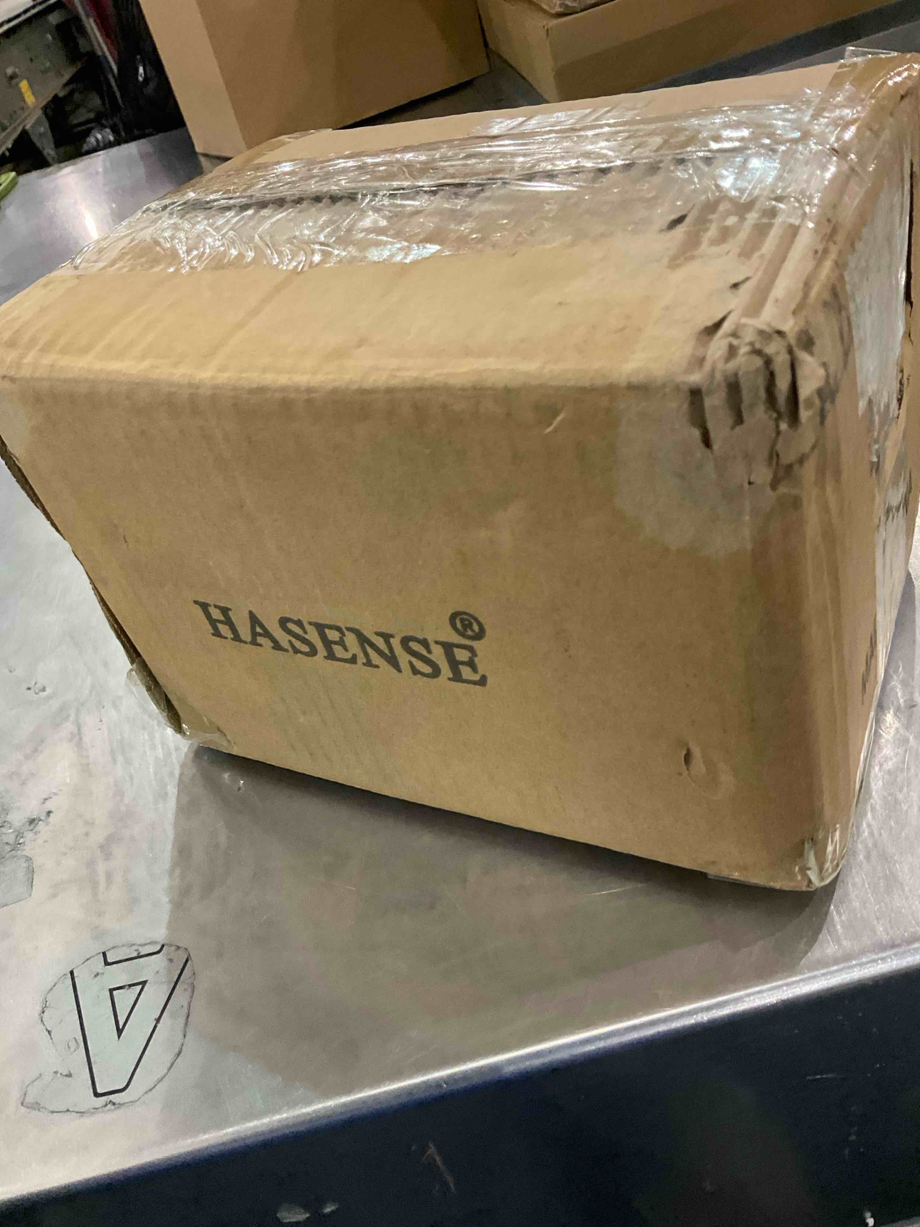 https://s3.amazonaws.com/lotting-images-prod/BargainHunt/EXS01166915_1706791542142.jpeg