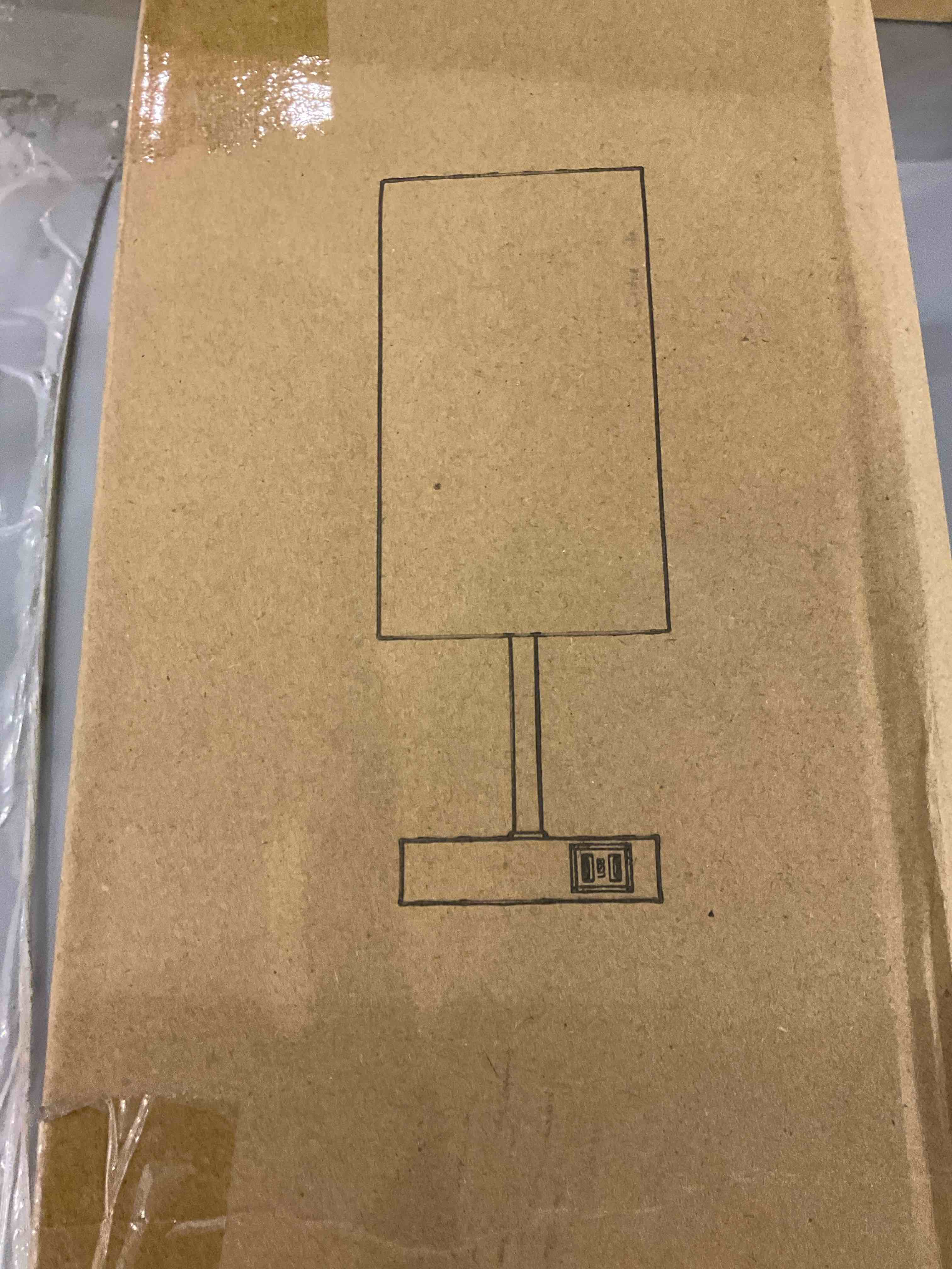 https://s3.amazonaws.com/lotting-images-prod/BargainHunt/EXS01168645_1707309386934.jpeg