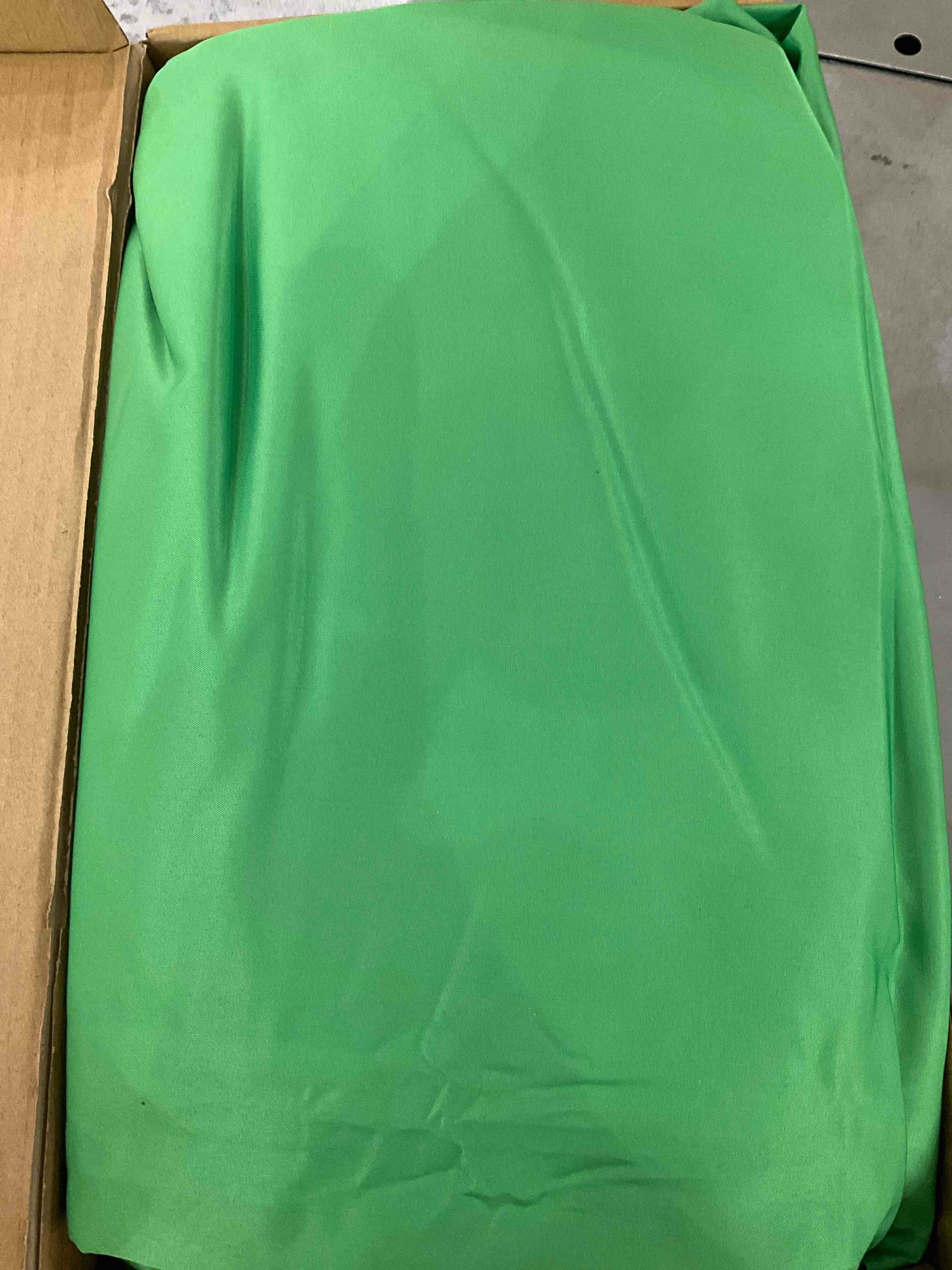 https://s3.amazonaws.com/lotting-images-prod/BargainHunt/EXS01168742_1707321070081.jpeg