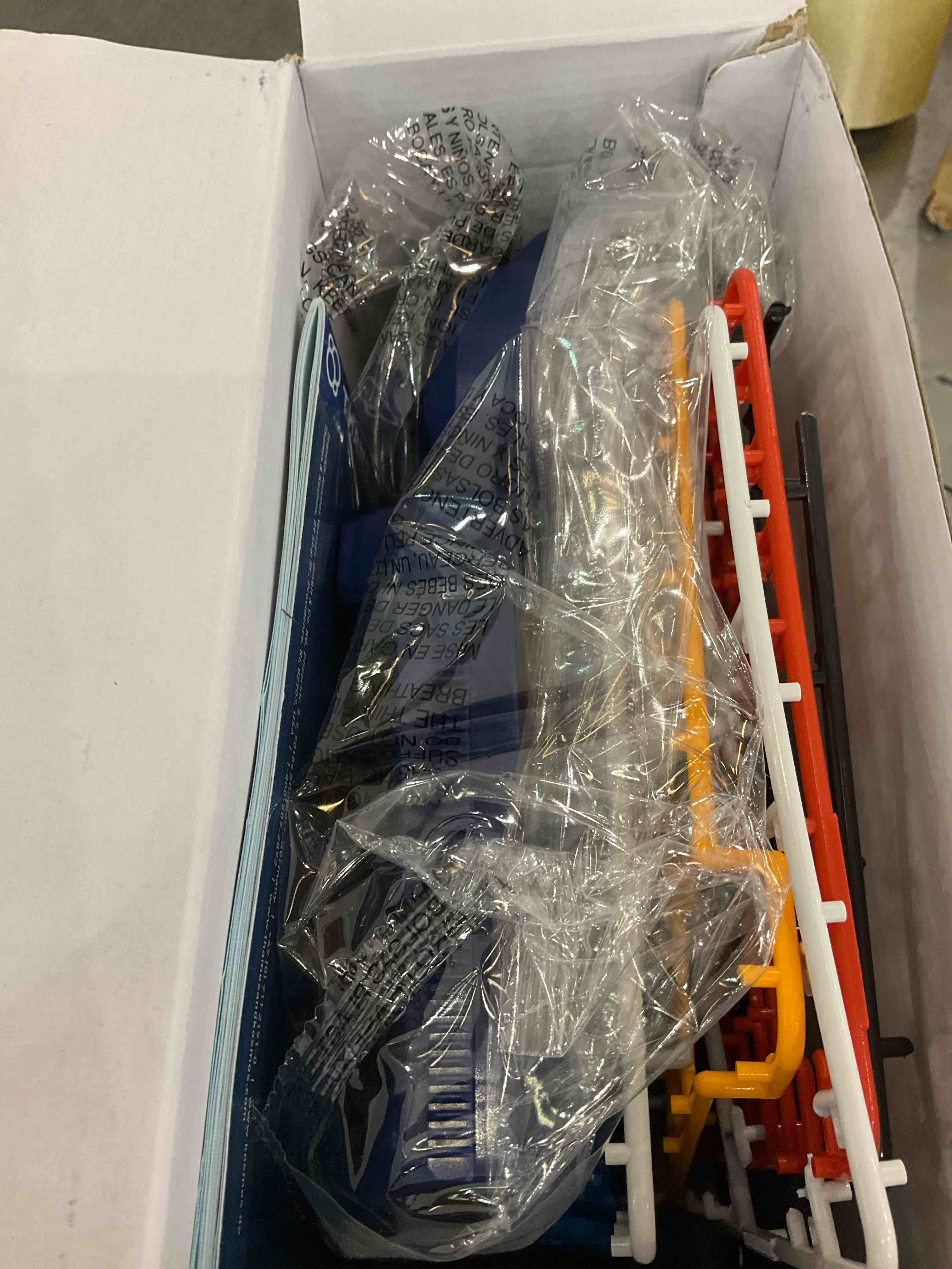 https://s3.amazonaws.com/lotting-images-prod/BargainHunt/EXS01168767_1707323909083.jpeg