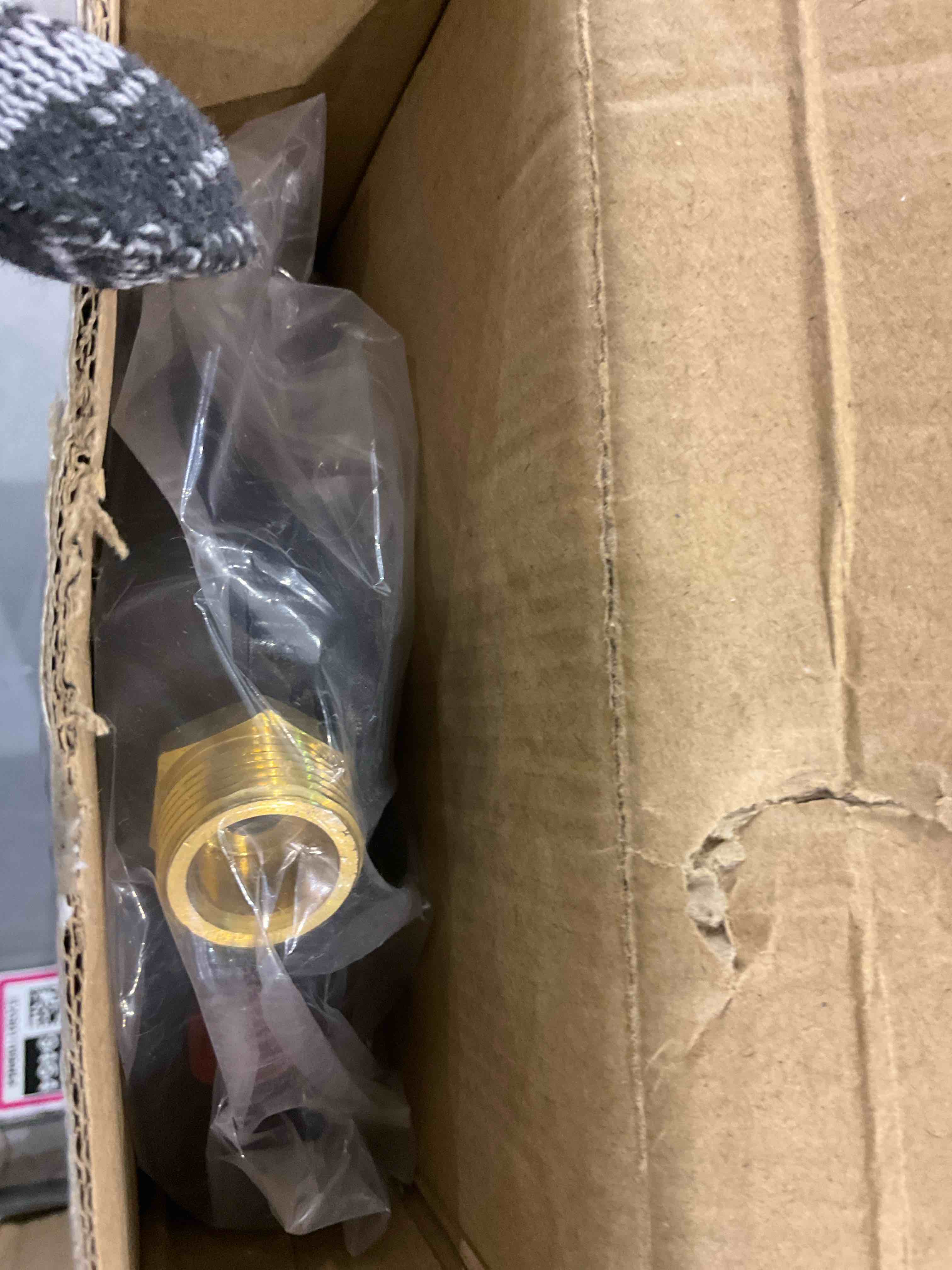 https://s3.amazonaws.com/lotting-images-prod/BargainHunt/EXS01169447_1706616887427.jpeg