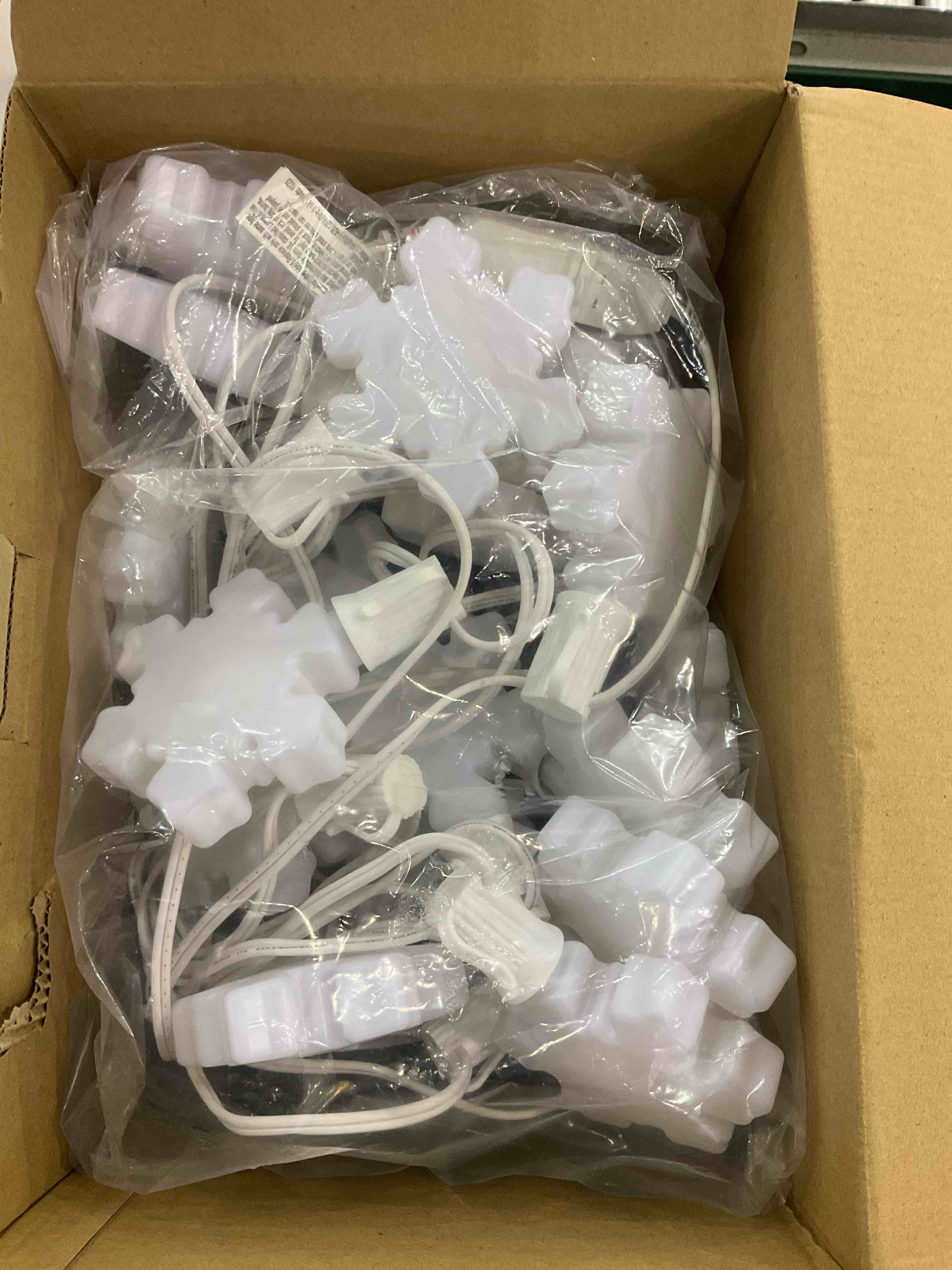 https://s3.amazonaws.com/lotting-images-prod/BargainHunt/EXS01169448_1706616957842.jpeg